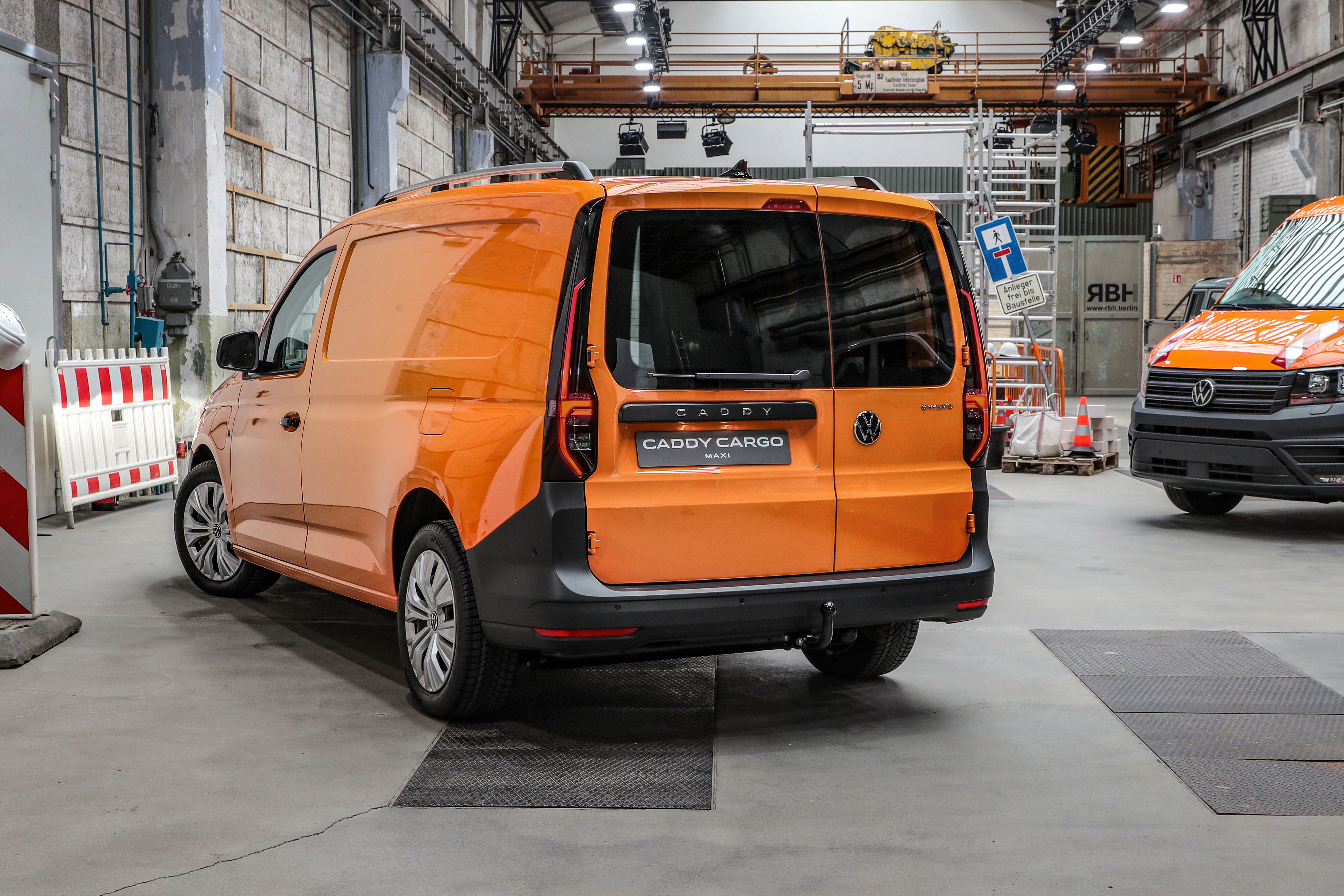 VW Caddy Cargo Maxi (2)