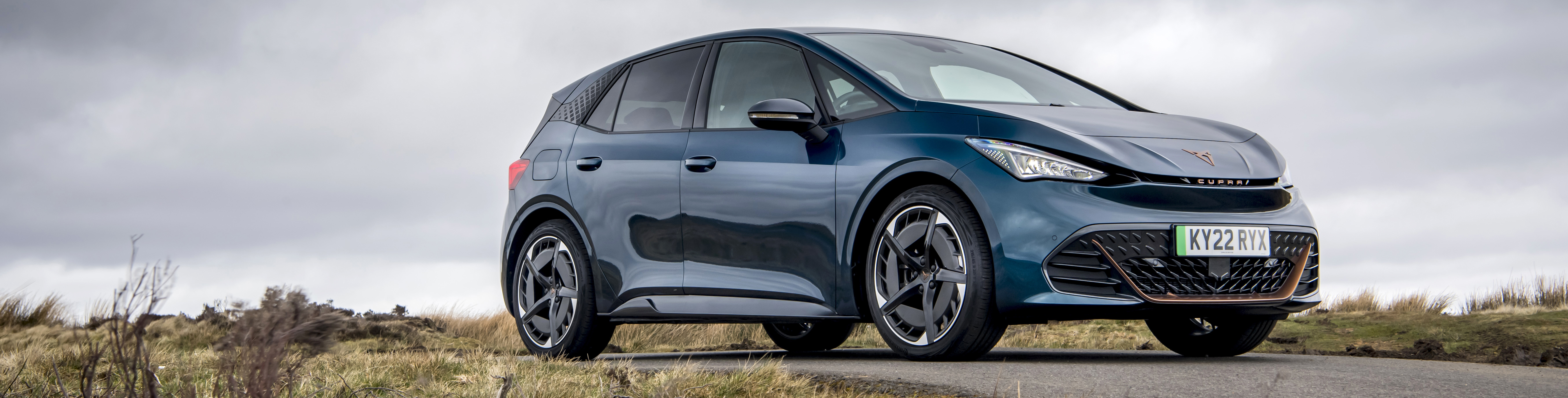 Cupra Born hero.jpg