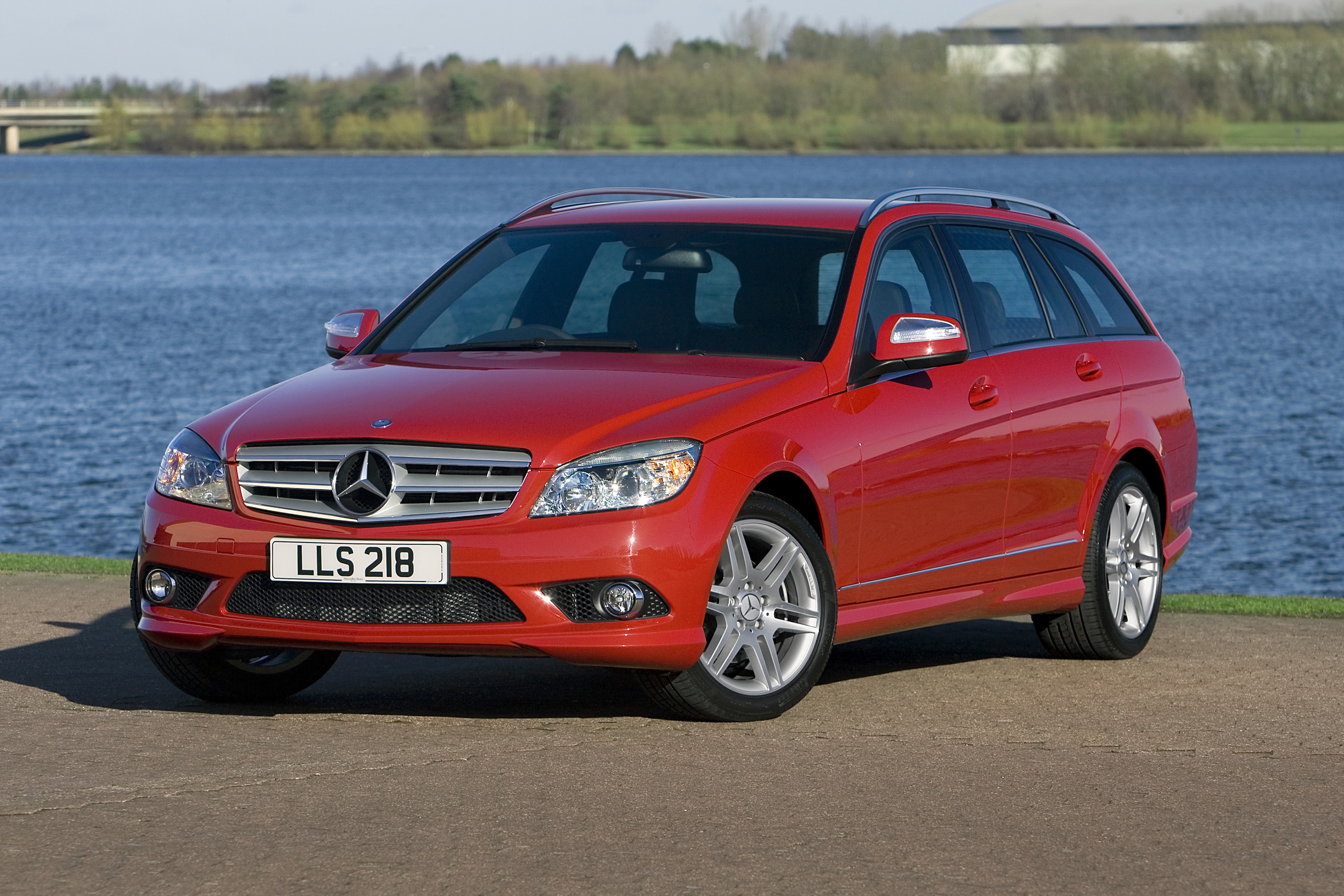 Mercedes c-Class W204.jpg