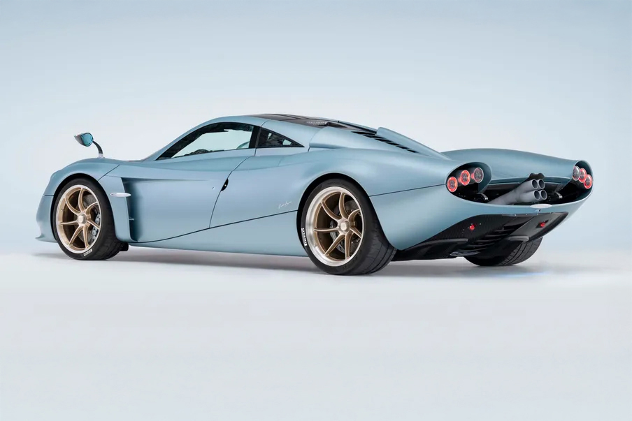 Pagani Huayra Codalunga.jpg
