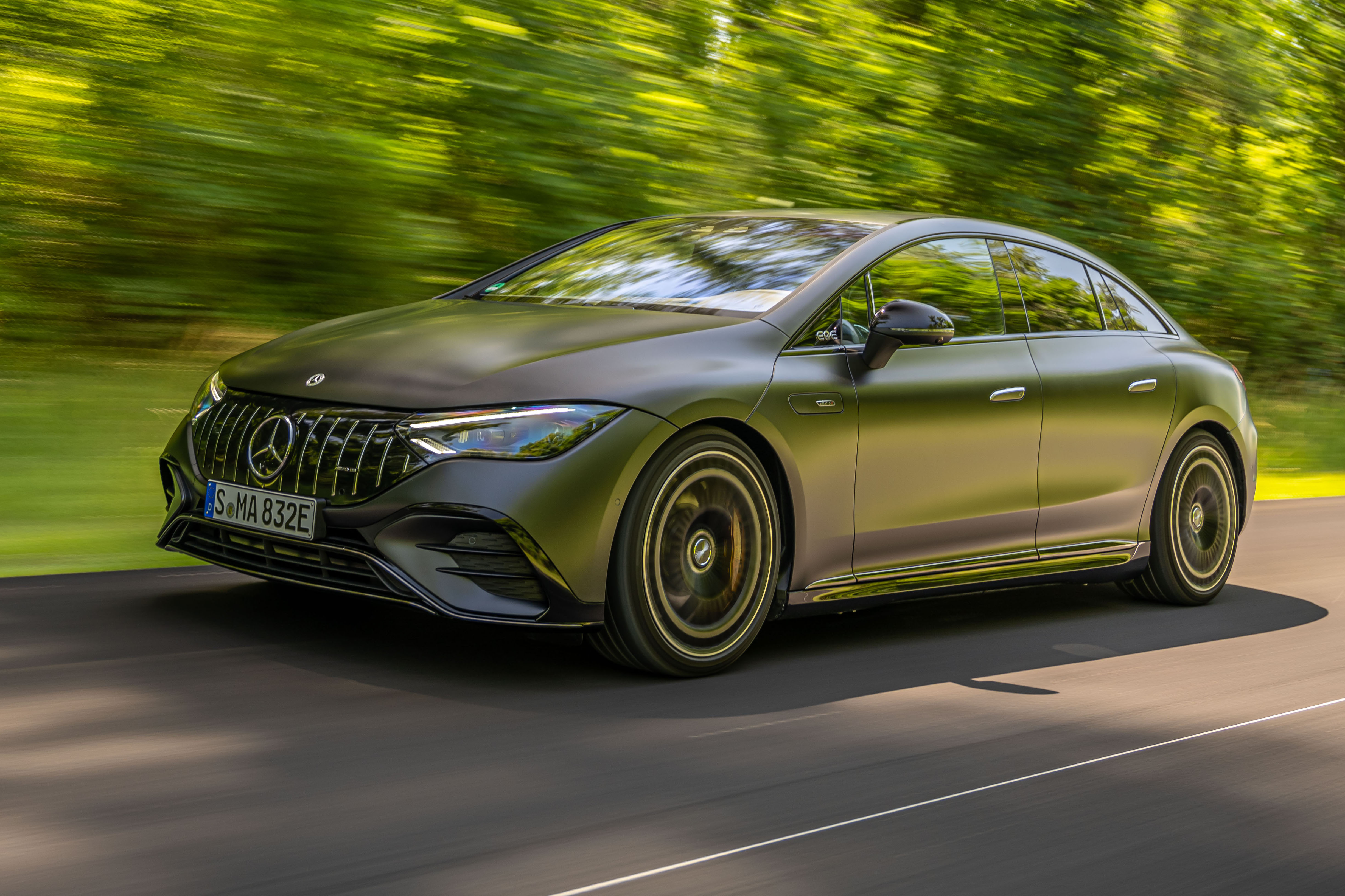Mercedes AMG EQE.jpg