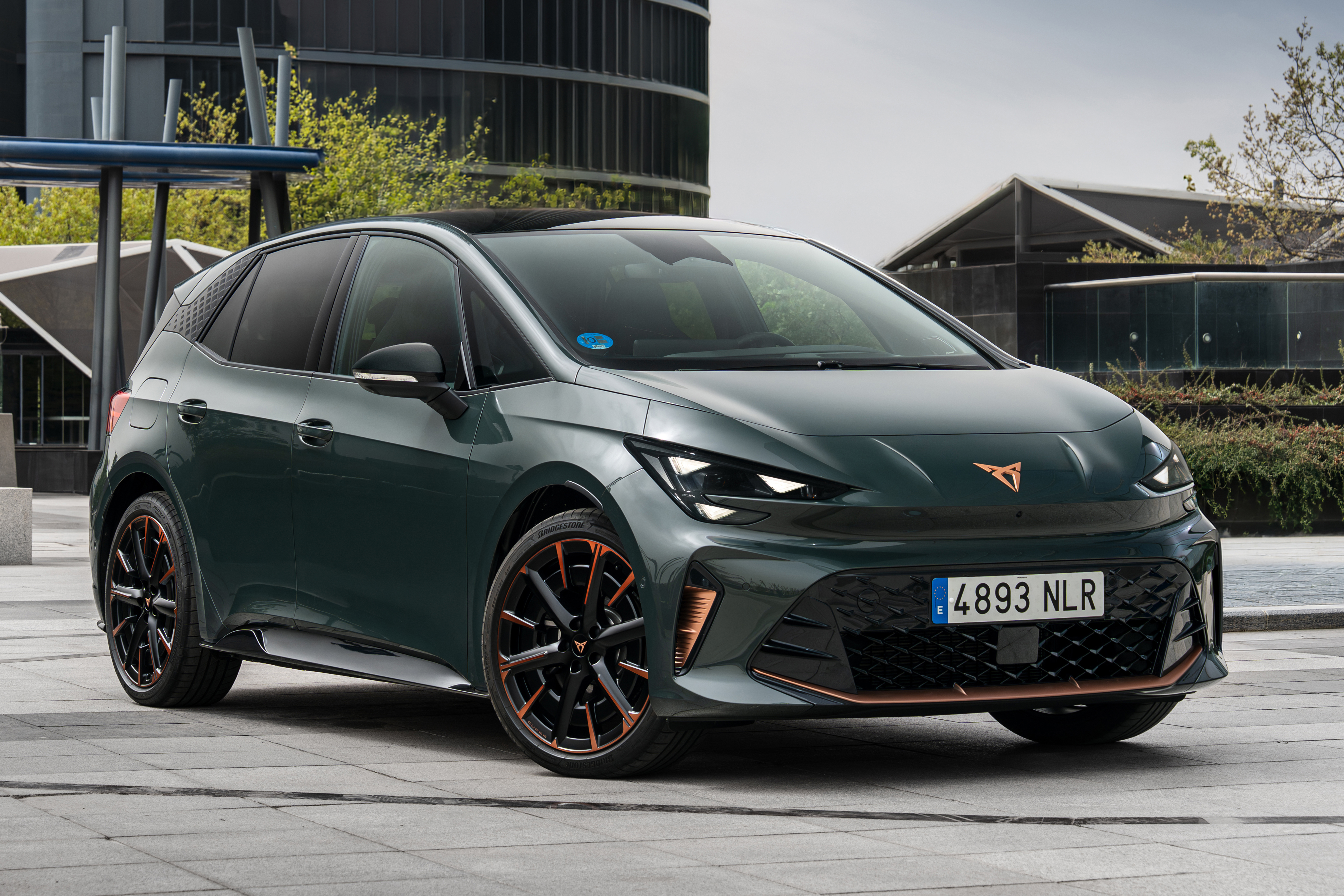 Cupra_Born_VZ_1.jpg