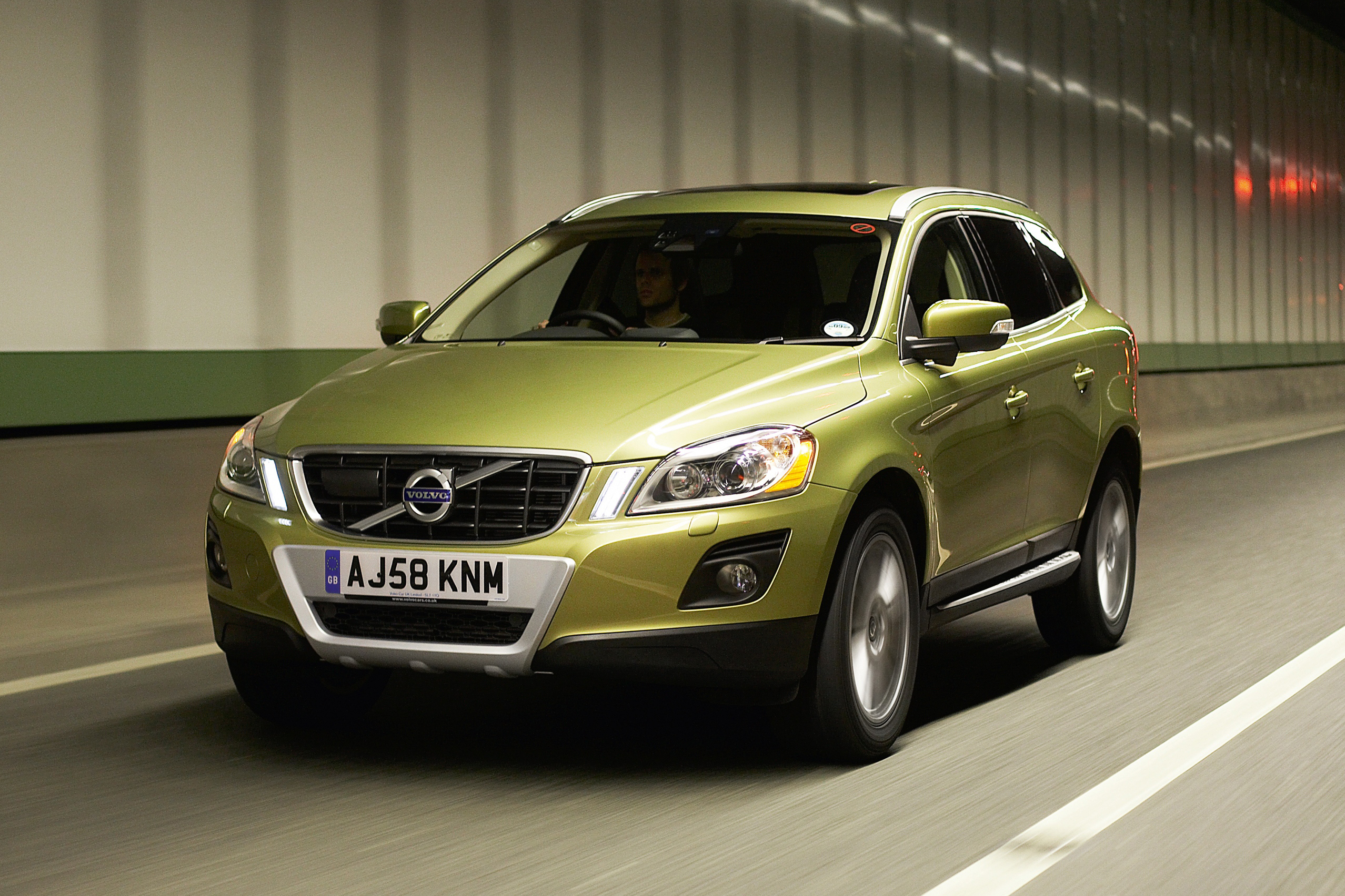Volvo XC60.jpg