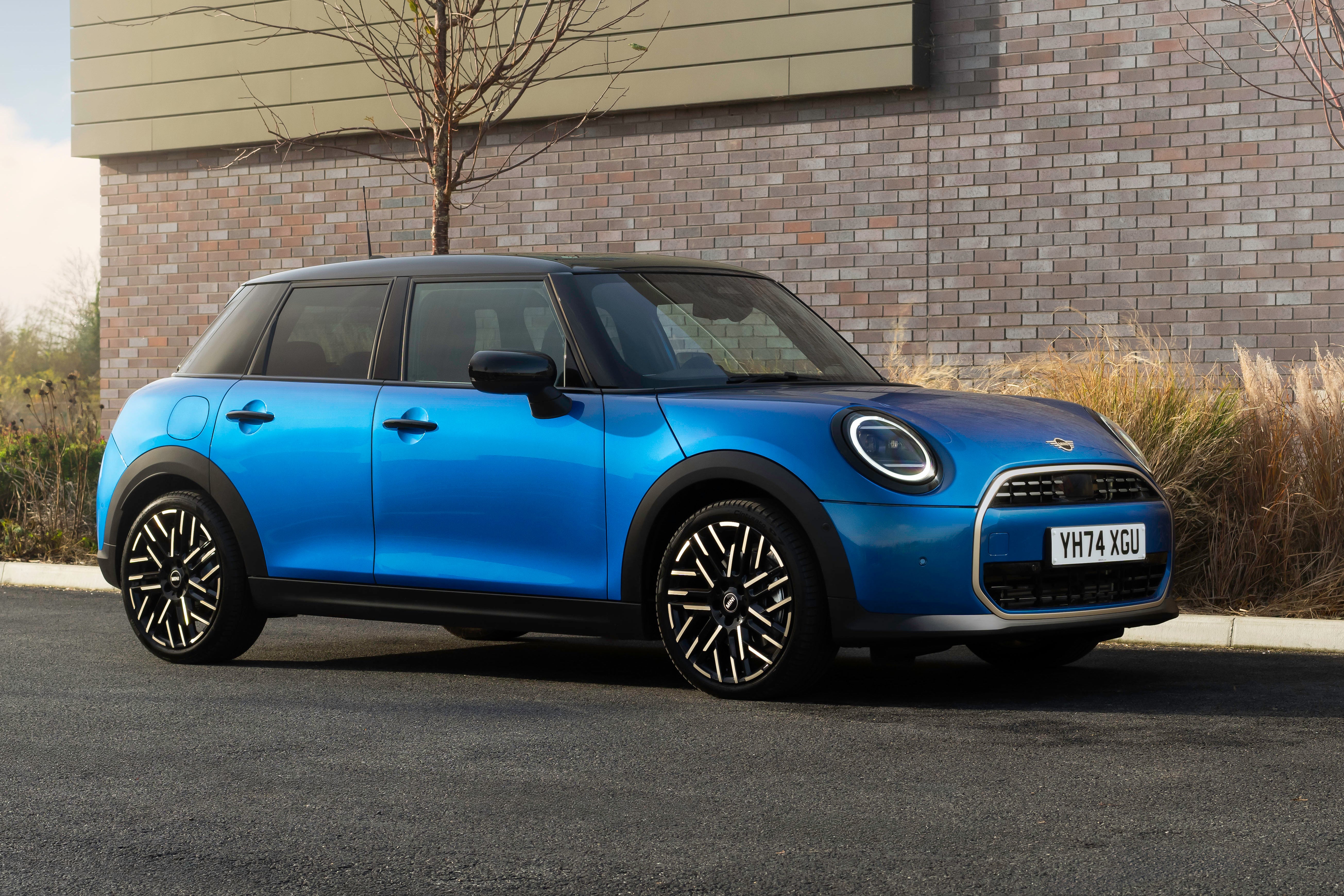 MINI_Cooper_11.jpg