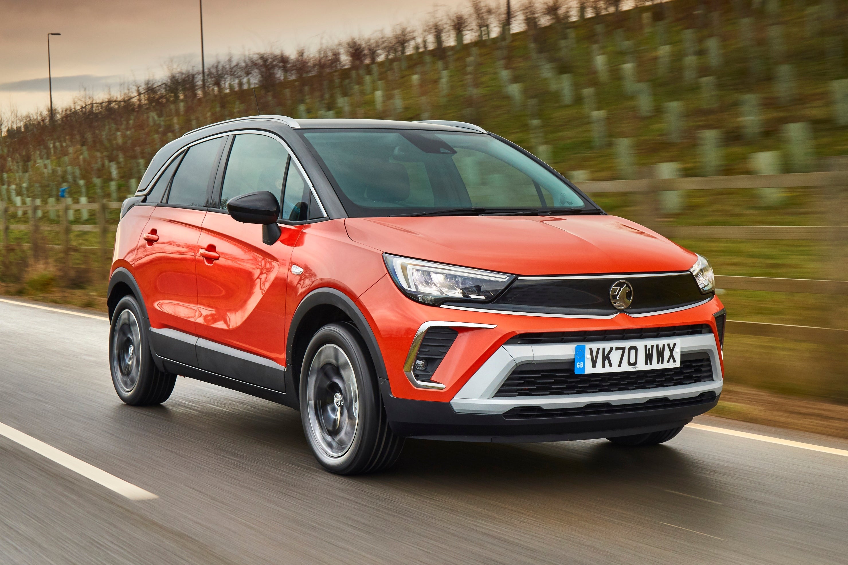 Main listing image - Vauxhall Crossland (2017-2024) Review: Used prices, specs, MPG & boot space