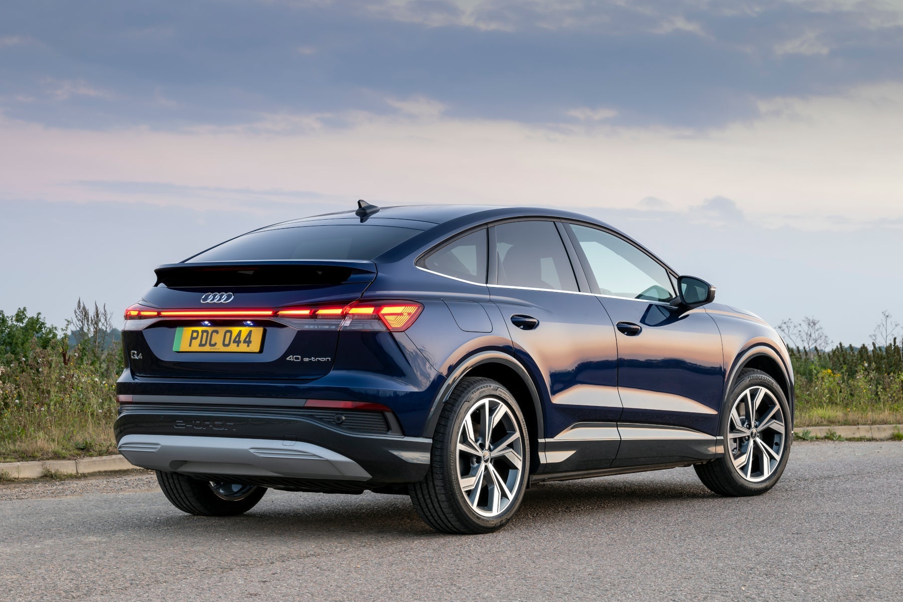 Audi Q4 Sportback e-tron (2).jpg