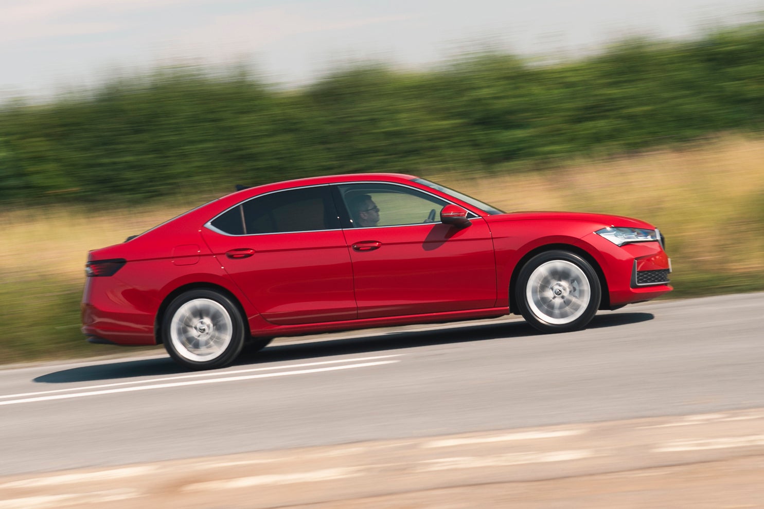 Skoda_Superb_5.jpg