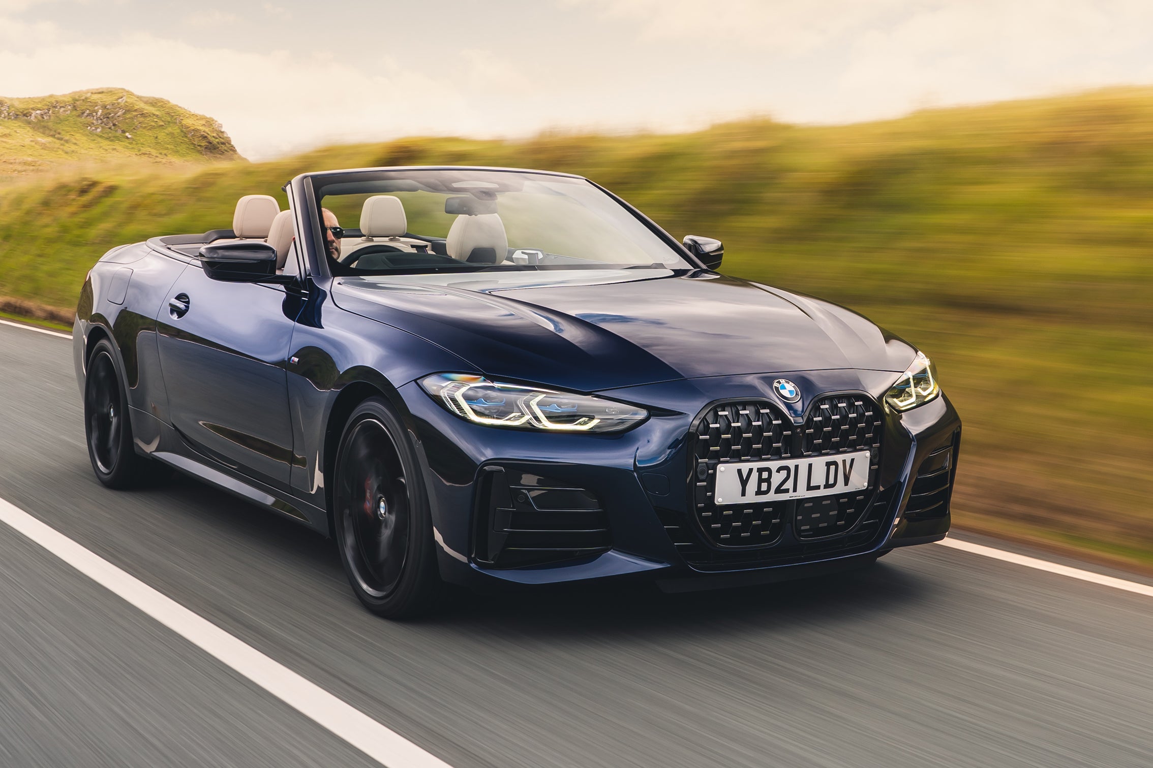 BMW 4 Series Convertible (1).jpg