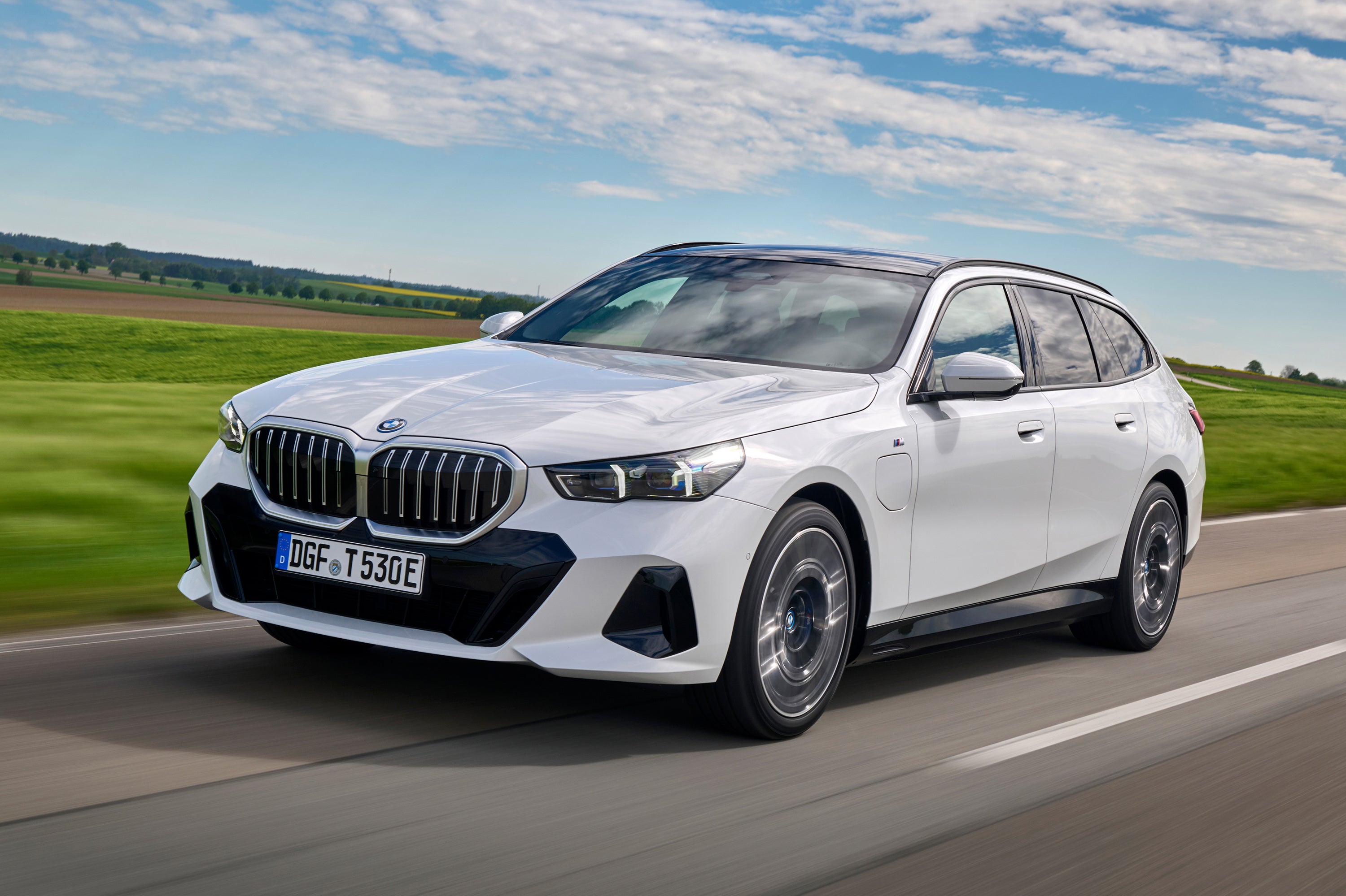 BMW_5_Series_Touring10.jpg