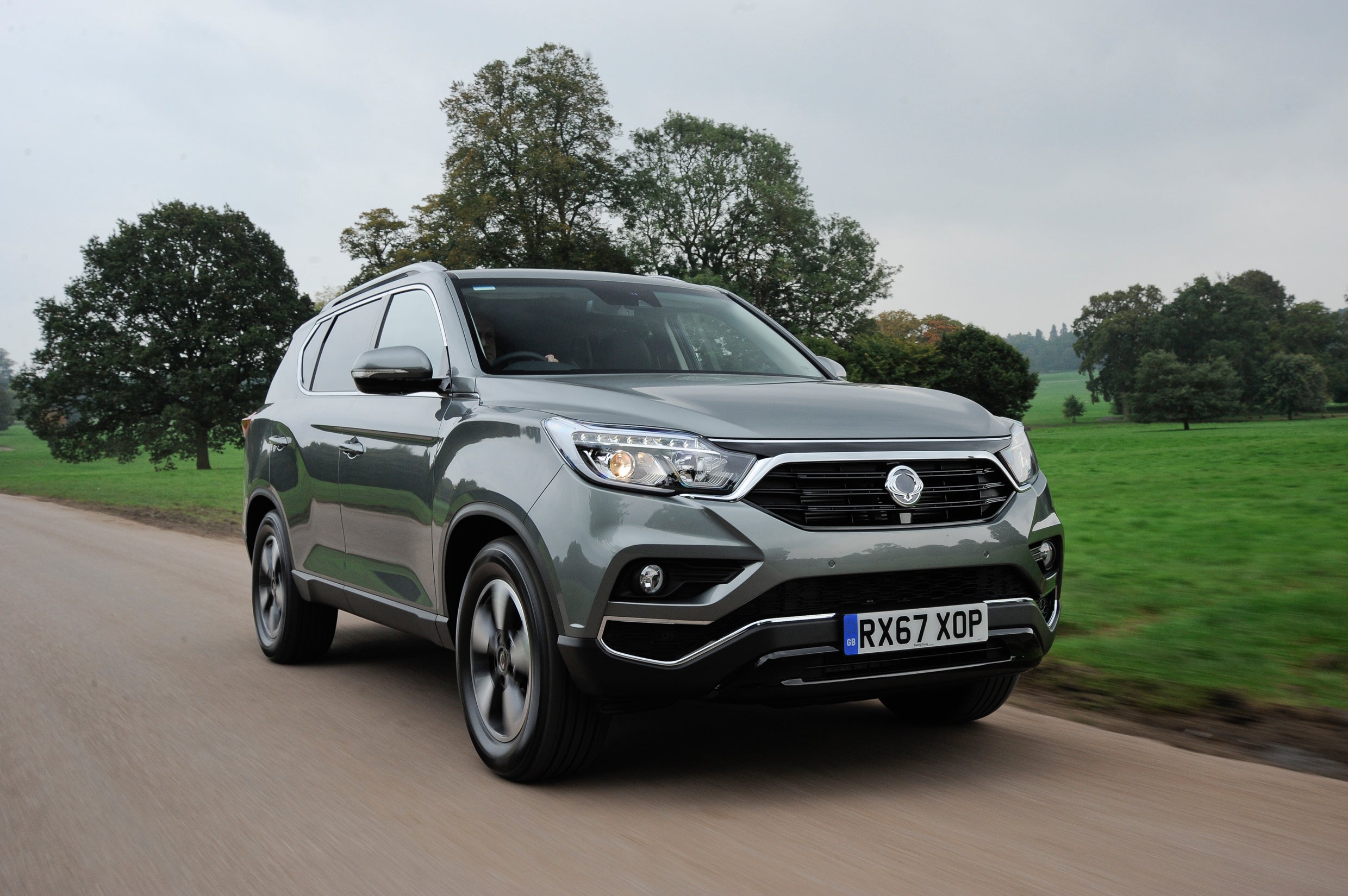 SsangYong Rexton (3).jpg