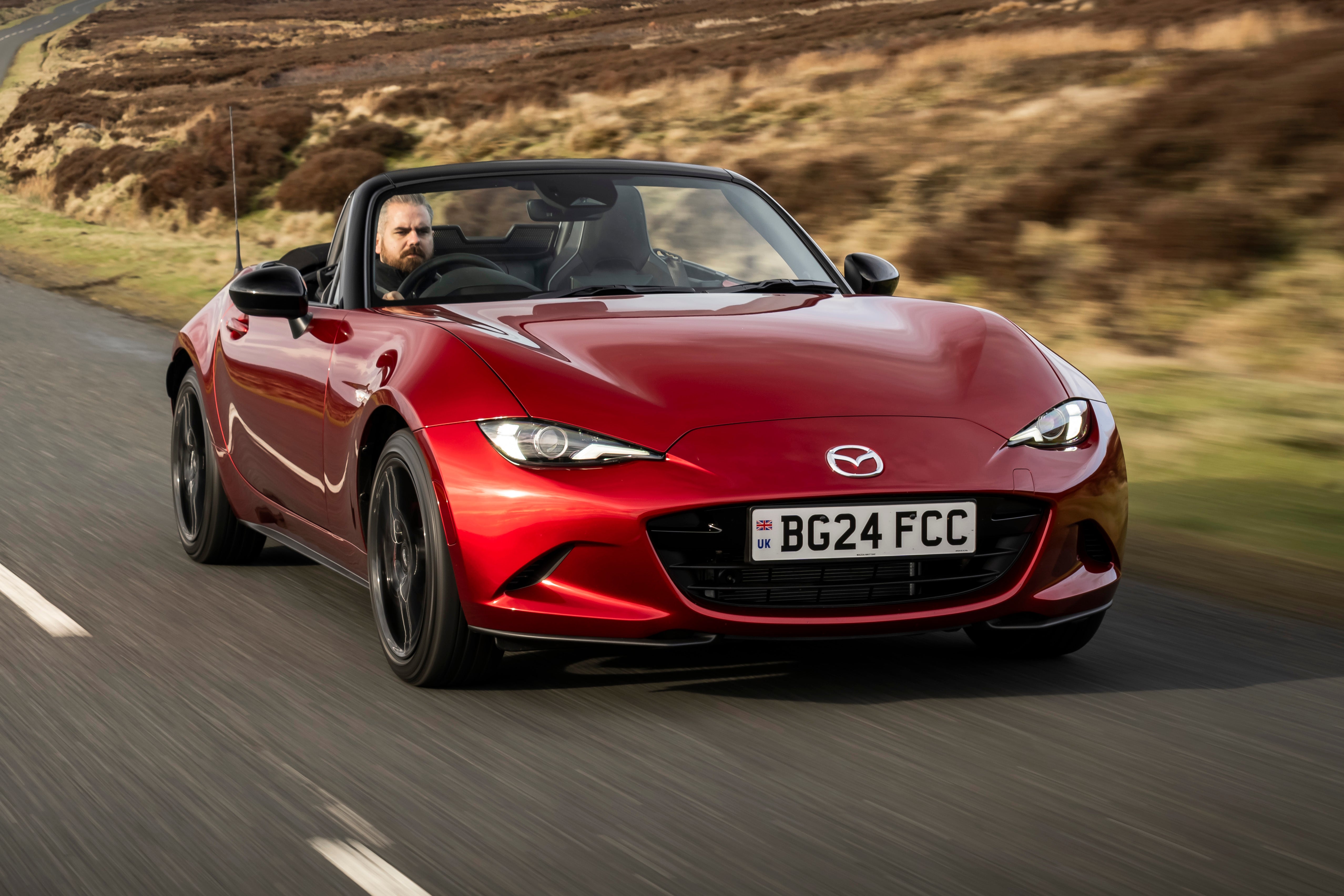 Mazda_MX5_2024_1.jpg