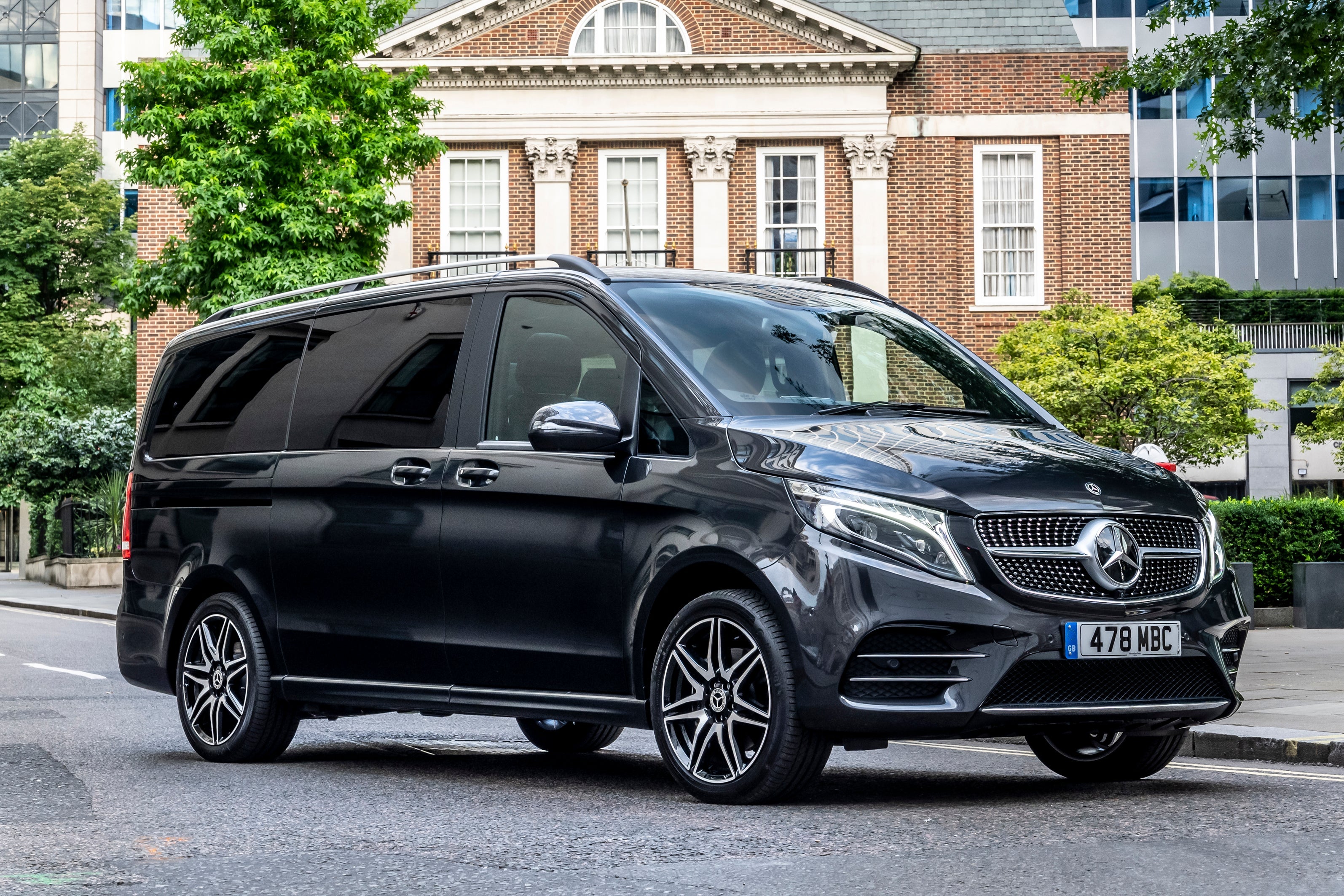 Mercedes V-Class (8).jpg
