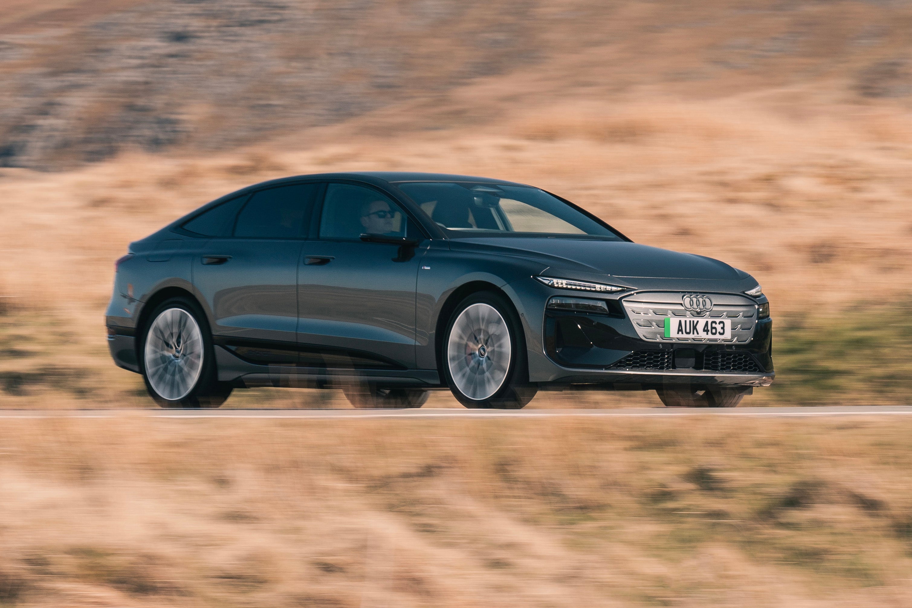 Audi_A6_e-tron_UK_7.jpg
