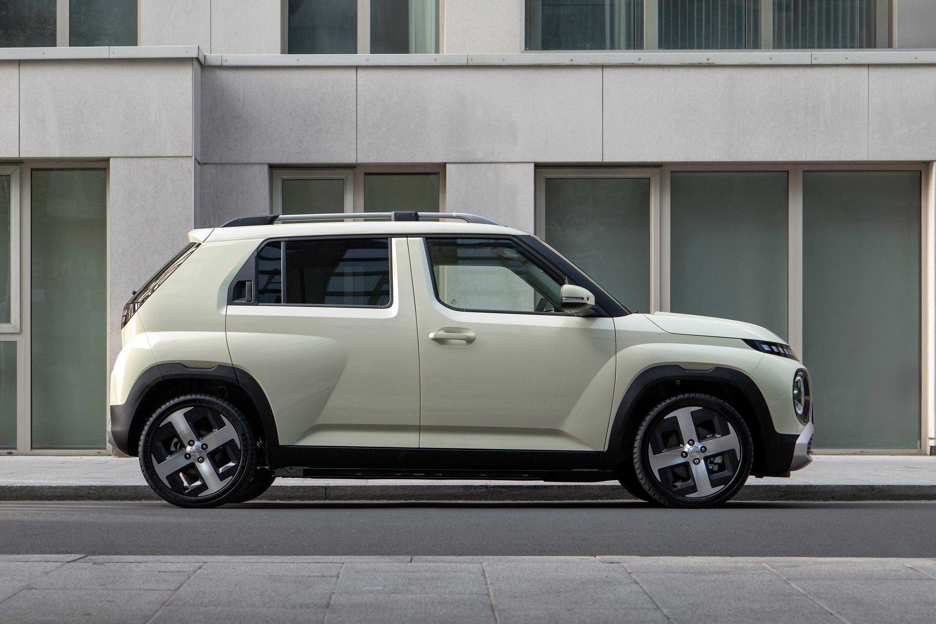 hyundai-uk-inster-0525-109.jpg