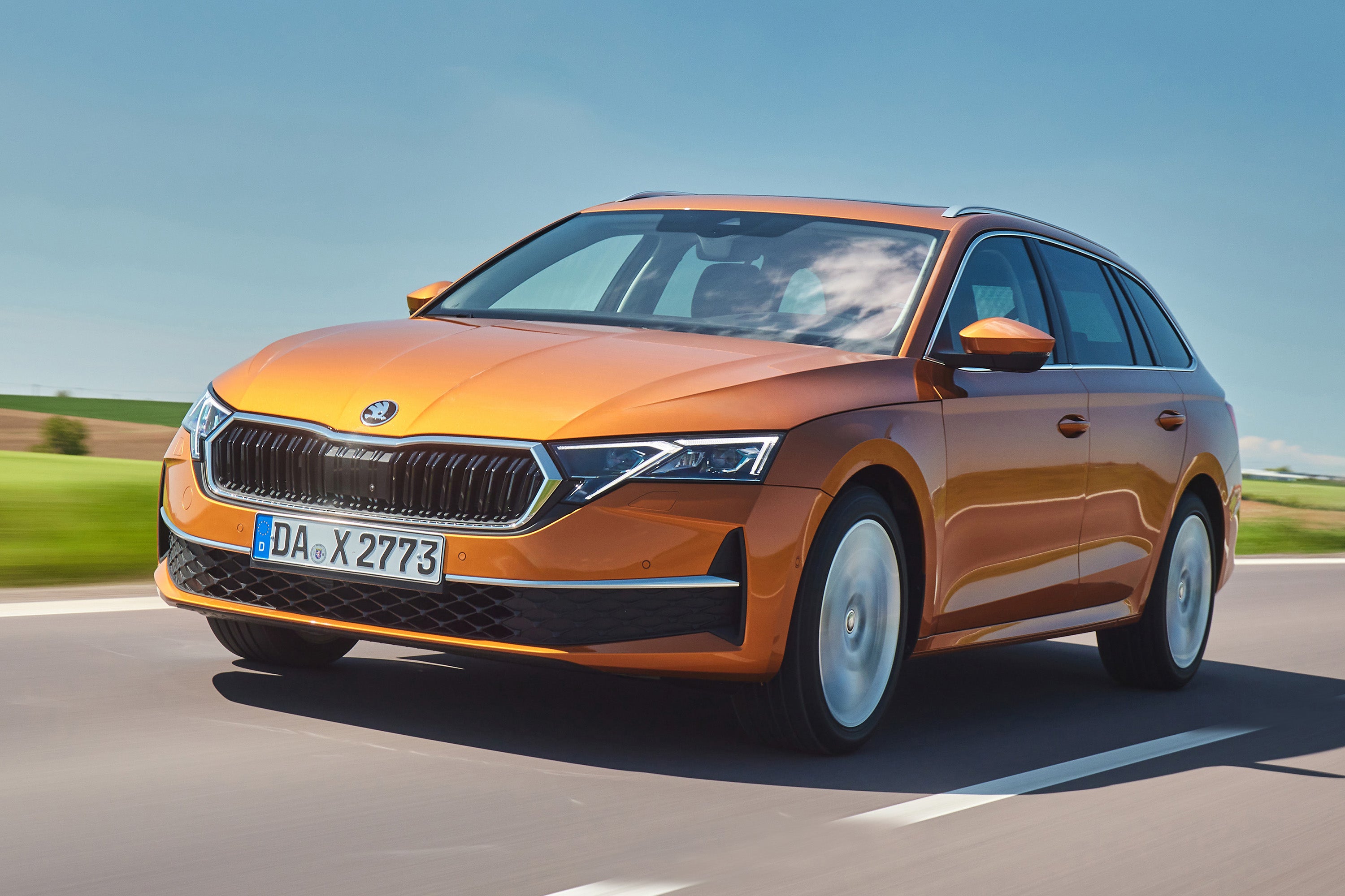 Main listing image - Skoda Octavia Estate Review 2026: Price, specs & boot space