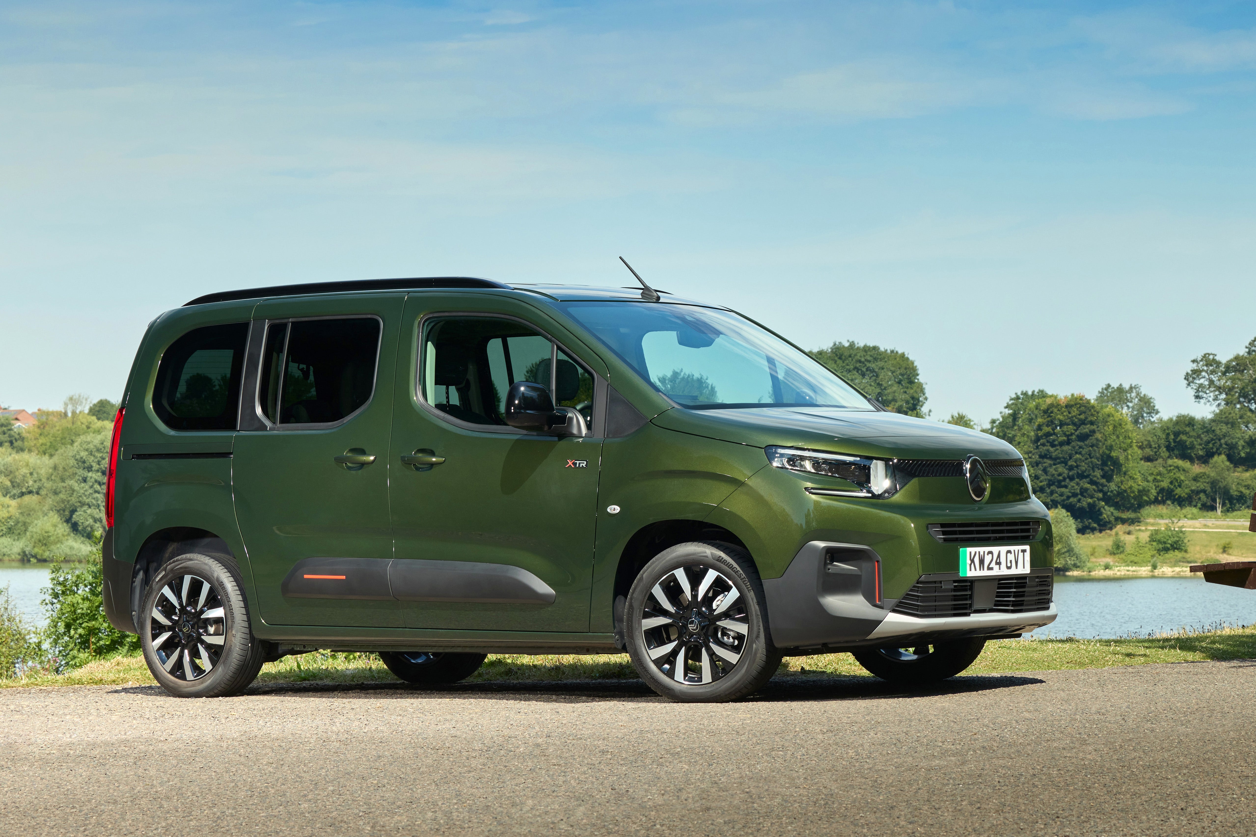 E-Berlingo_UK_2024_EXT10 (1).jpg