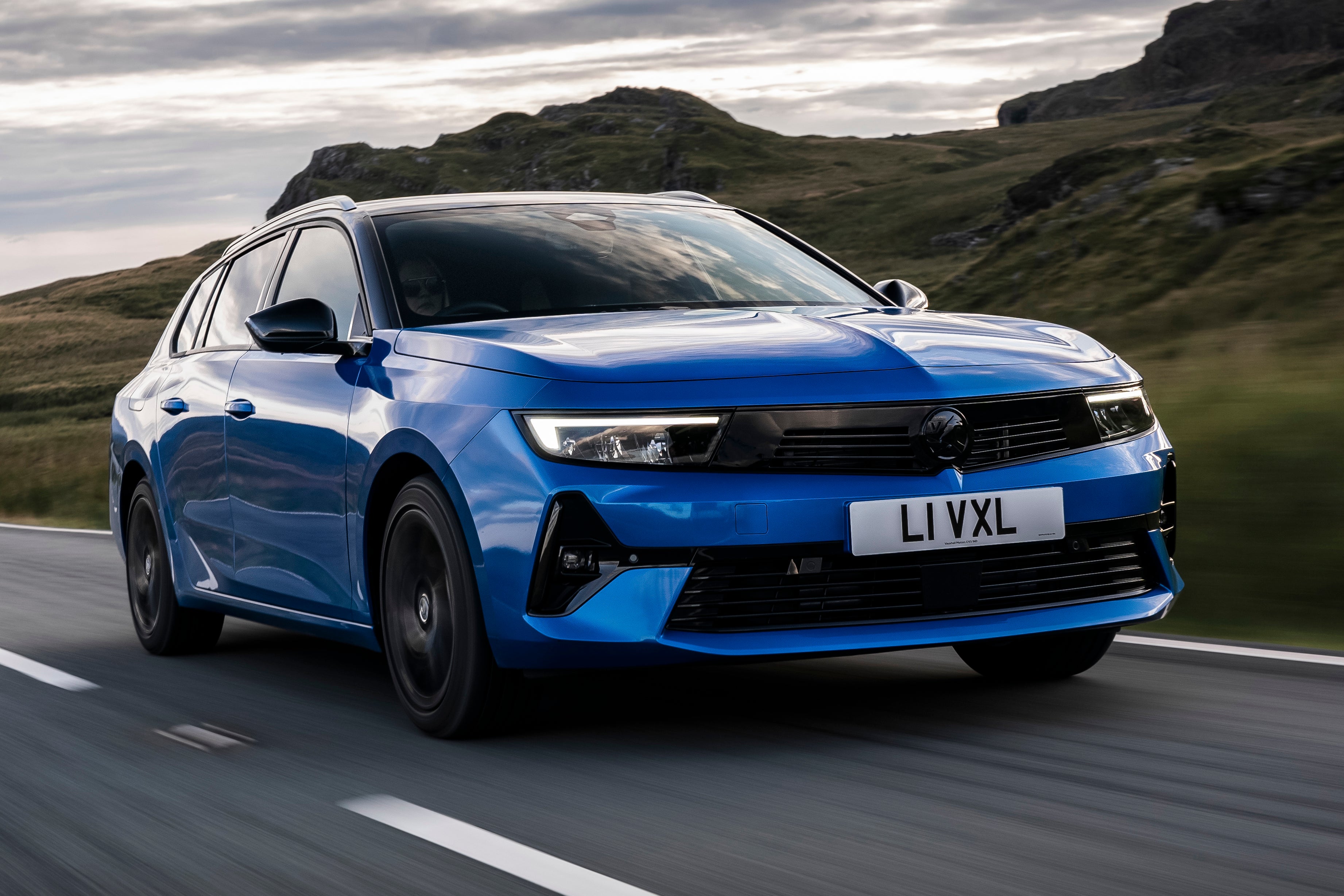 Main listing image - Vauxhall Astra Sports Tourer Review 2026: Price, specs, MPG & boot space