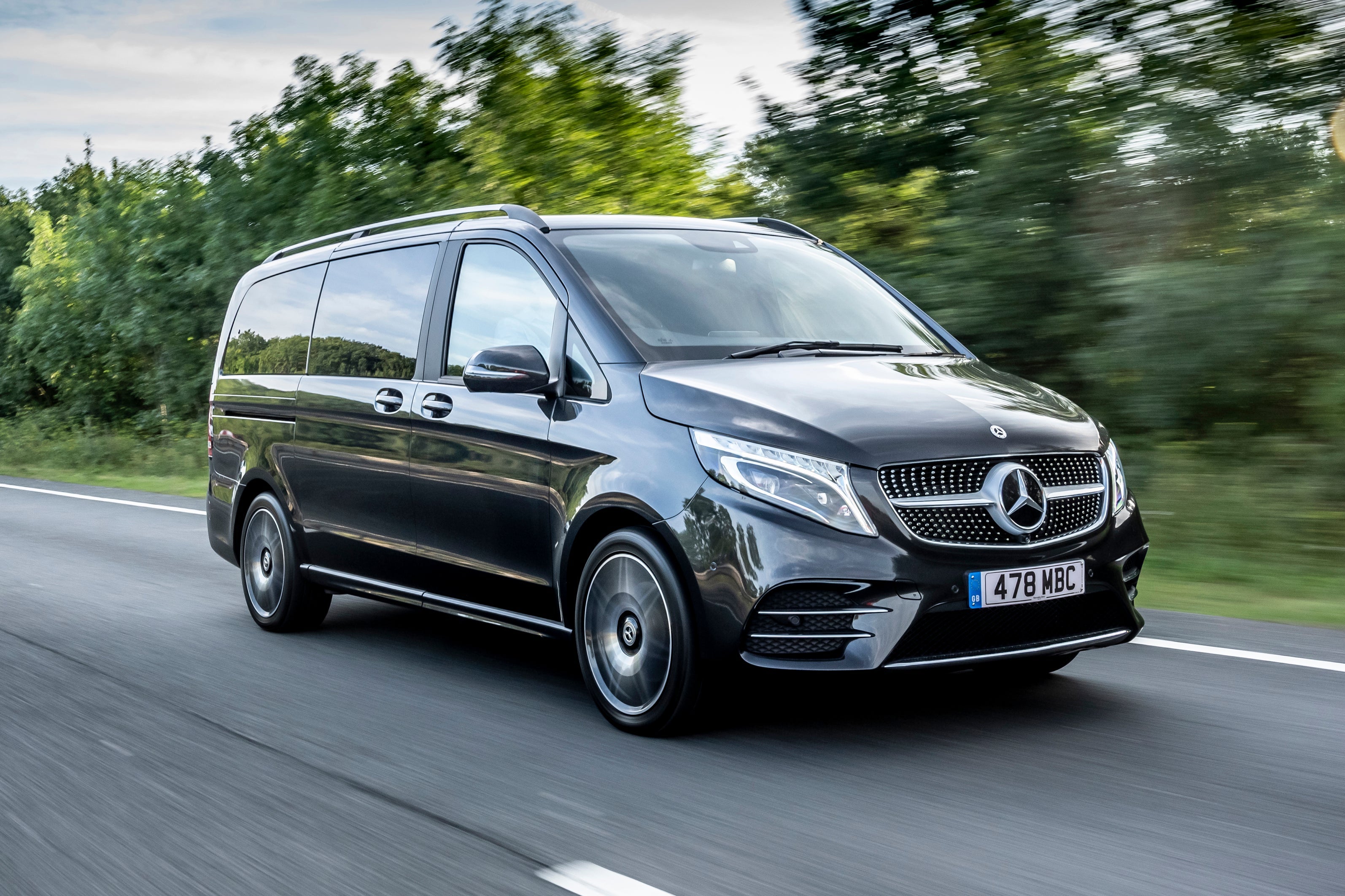 Mercedes V-Class (6).jpg