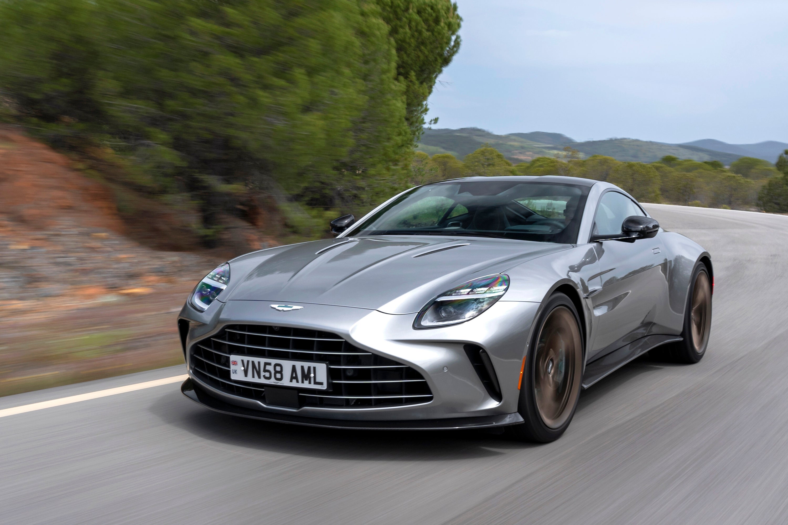AstonMartinVantage©PhotoMaxEarey-4214.jpg