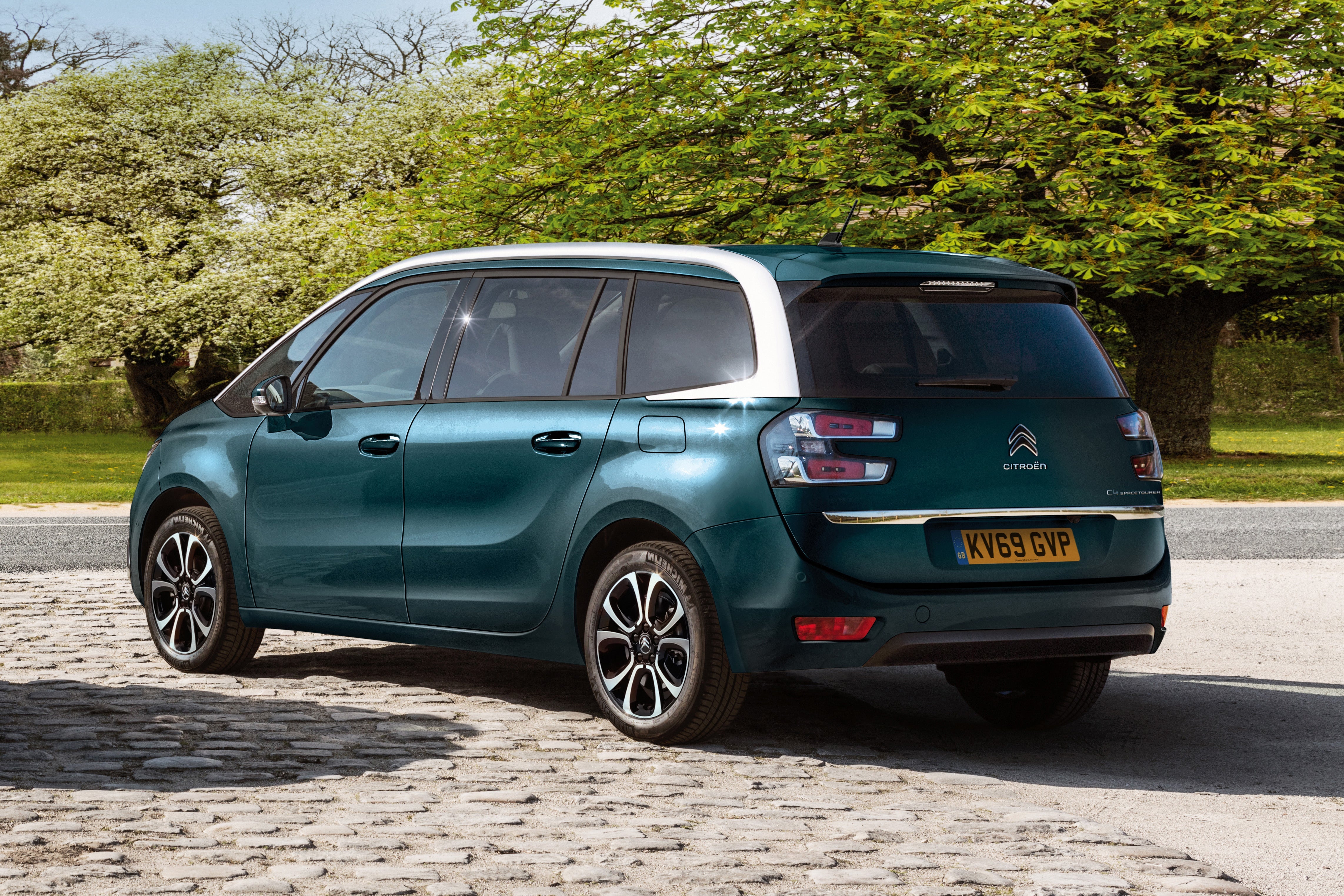 Citroen C4 Grand Space Tourer (2).jpg