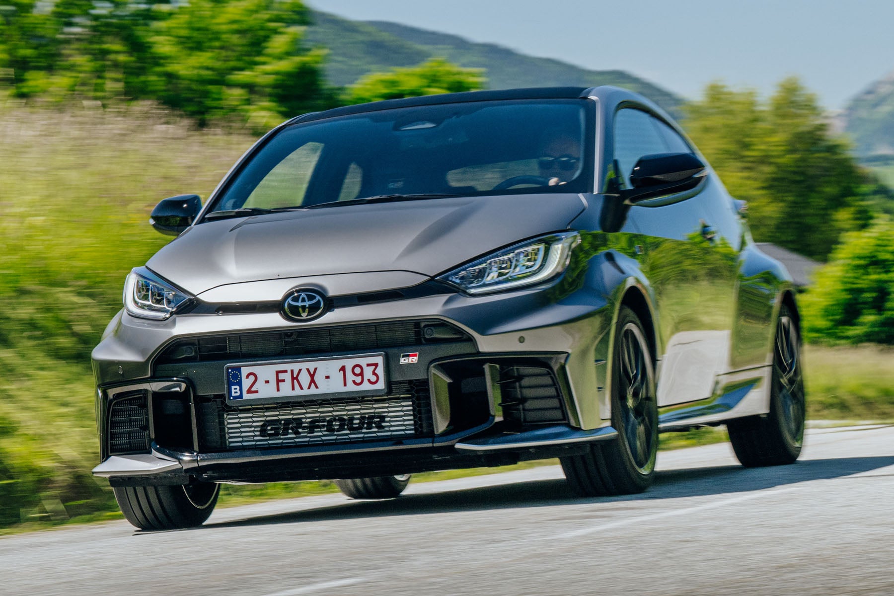 Toyota GR Yaris (1).jpg