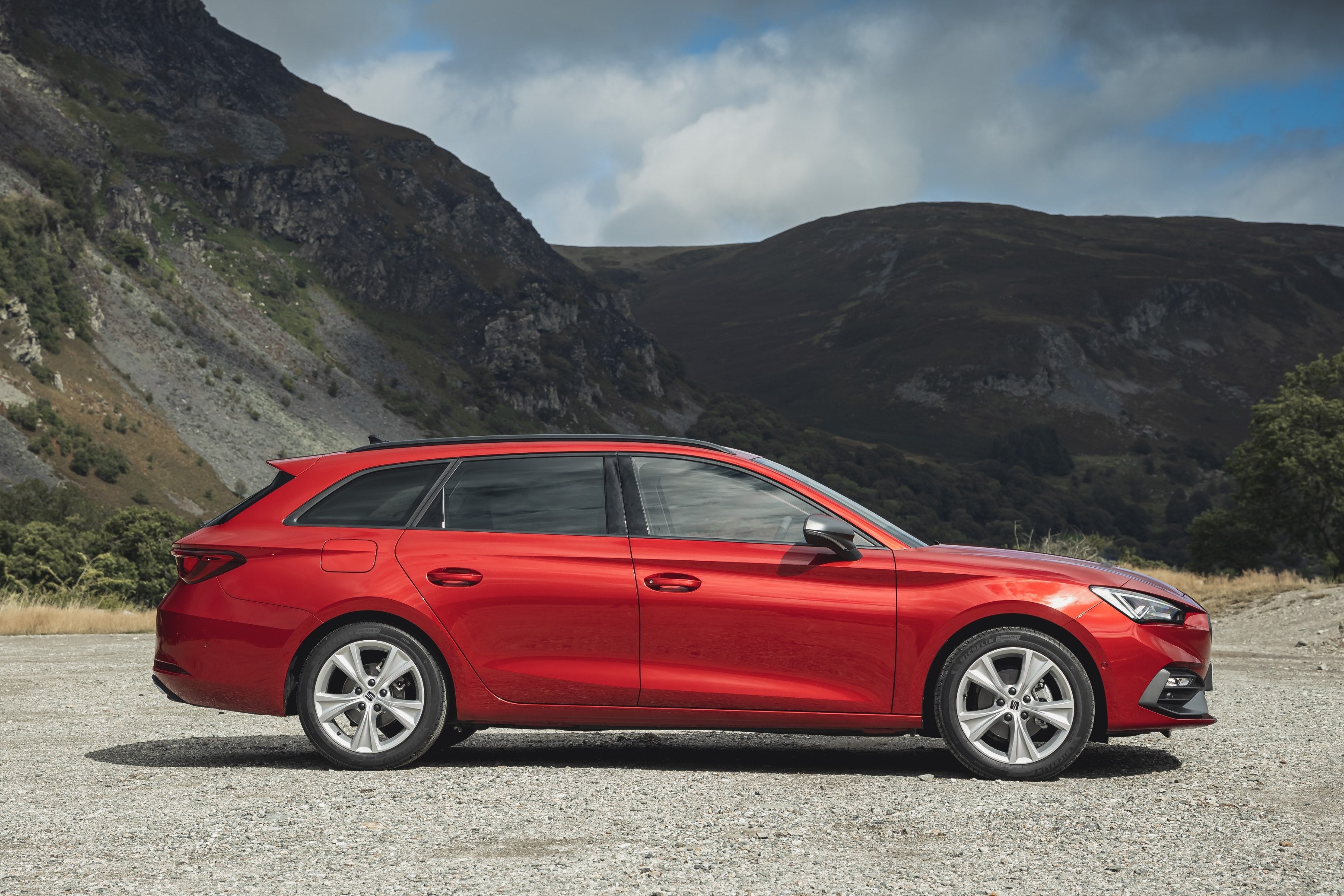 SEAT Leon Estate (4).jpg