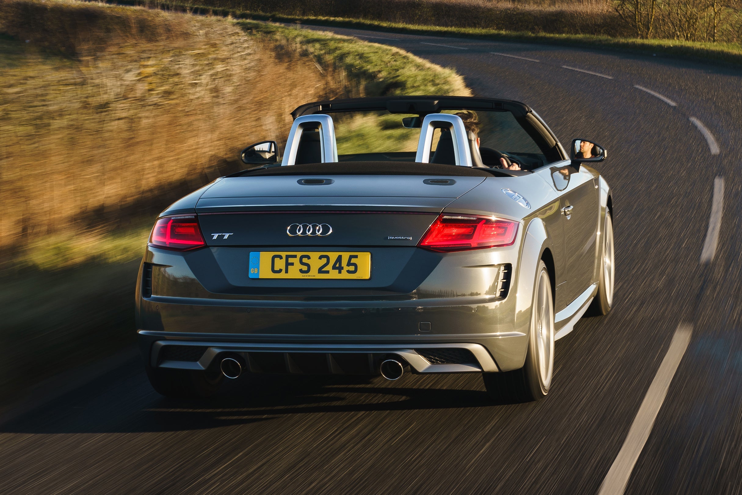 Audi TT Roadster (6).jpg