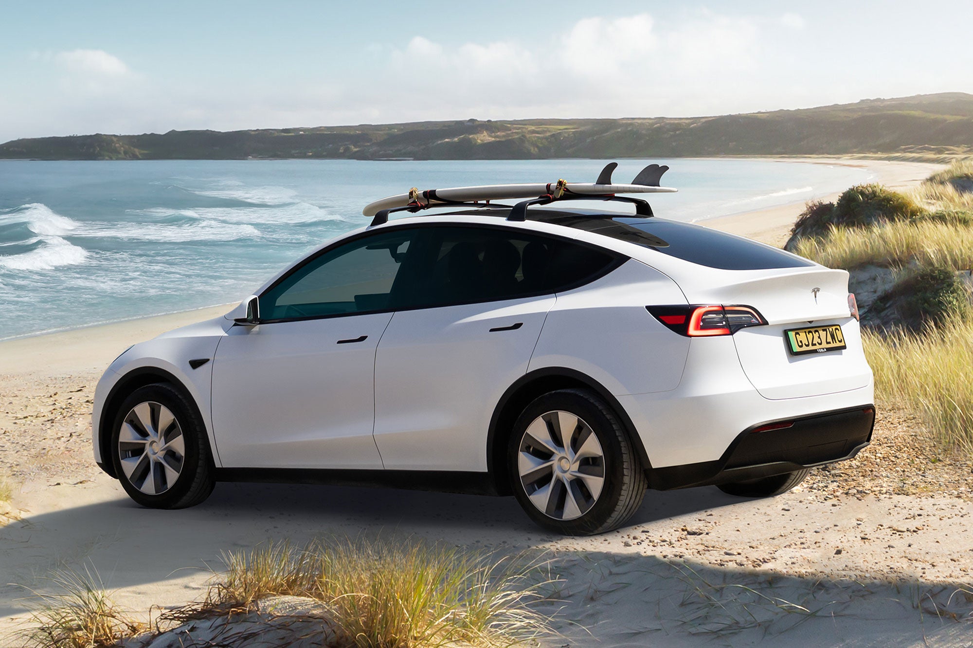 2024-Tesla-Model-Y-07.jpg