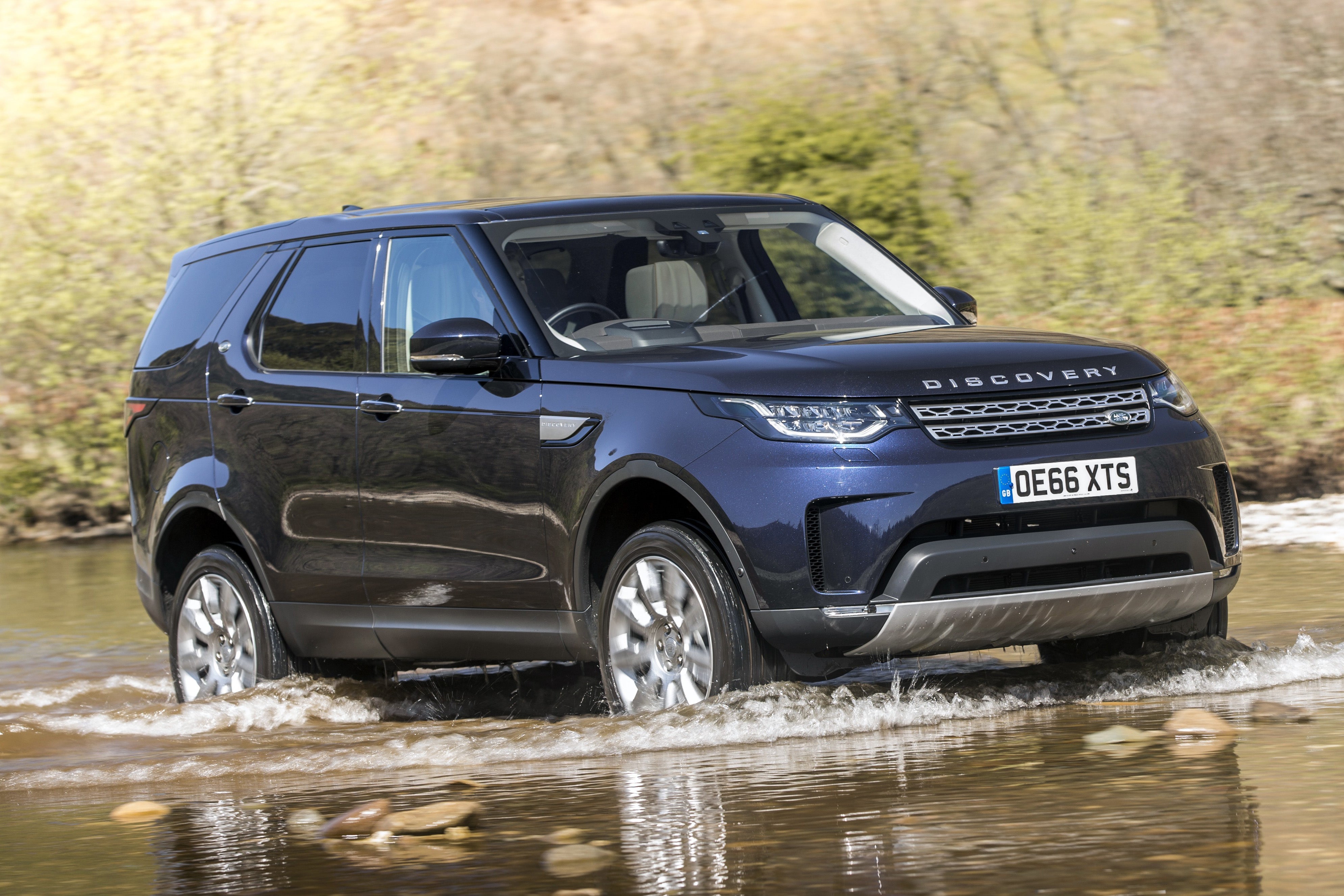 Land Rover Discovery (5).jpg