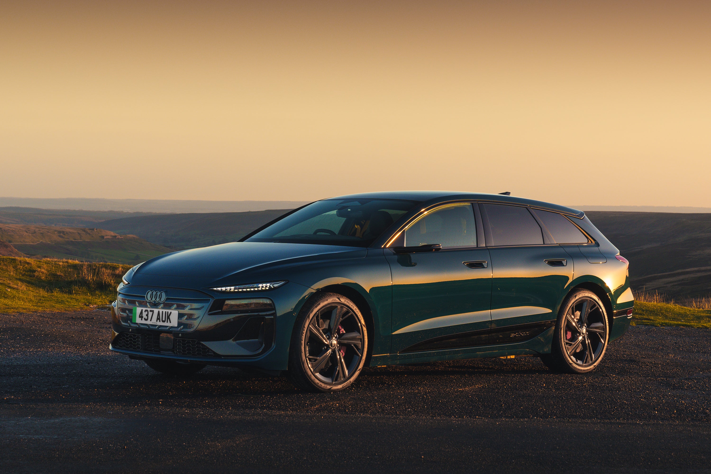 Original-39196-a6-e-tron-avantdeansmith-002.jpg