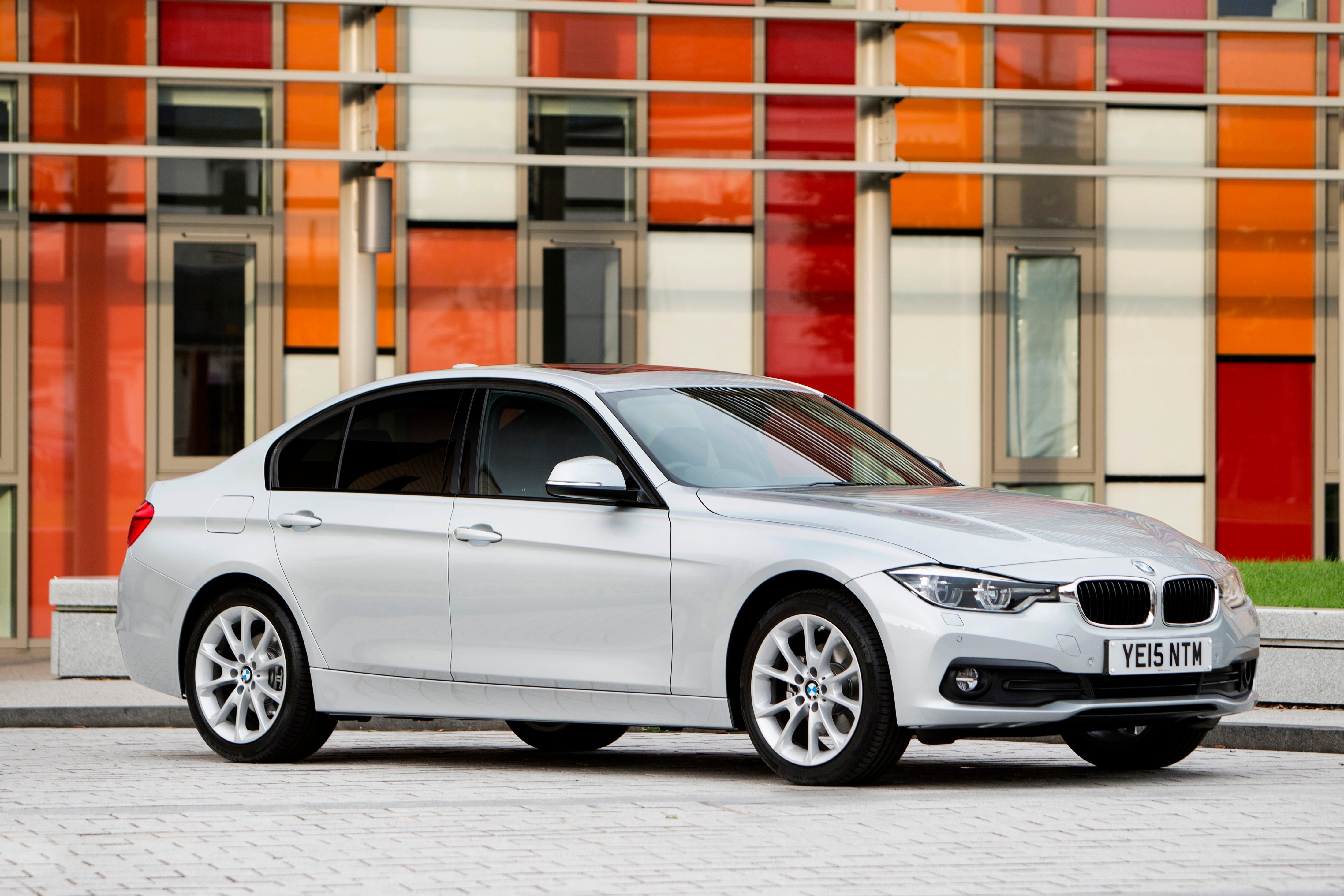 BMW 3 Series (5).jpg