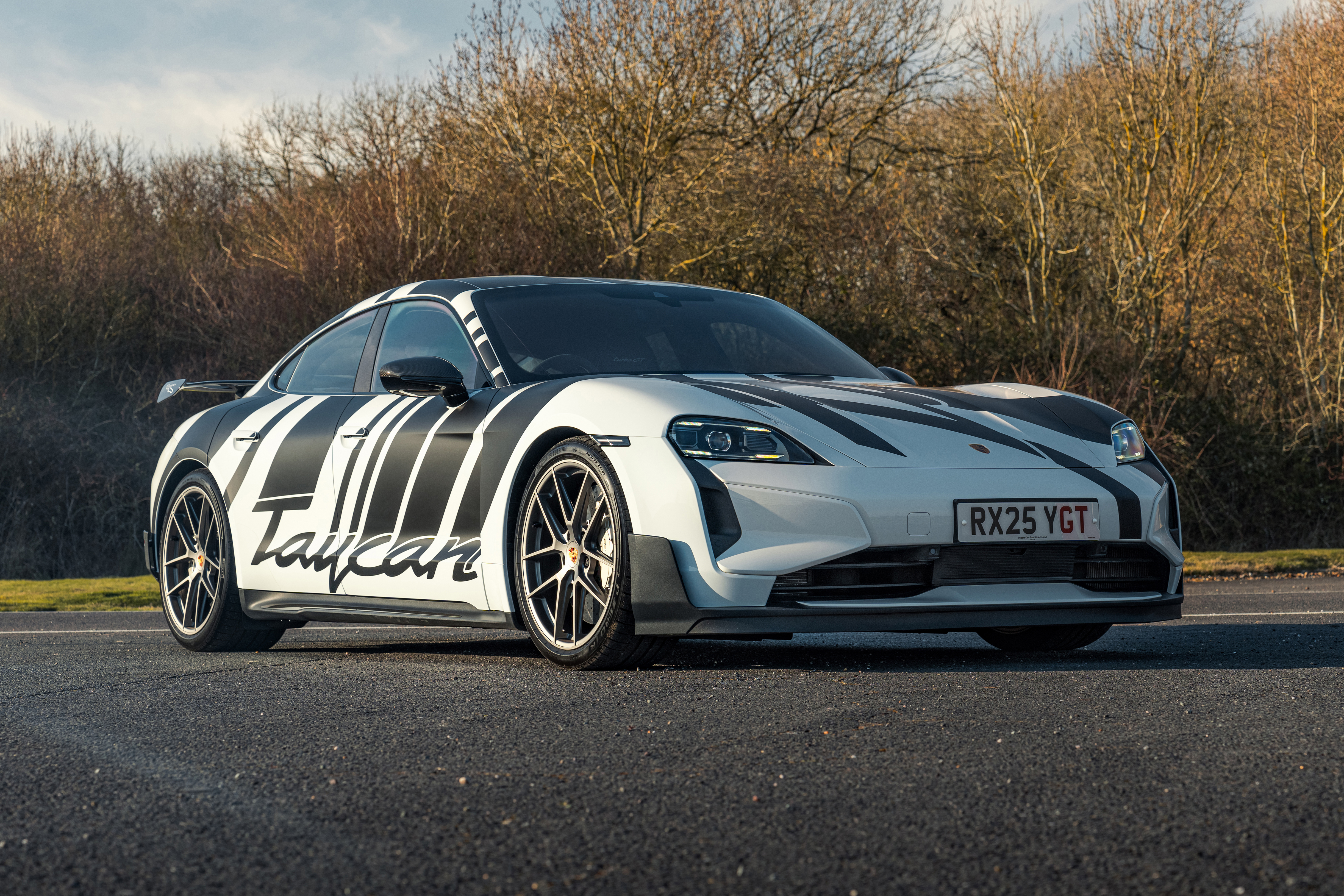 Porsche Taycan Turbo GT.jpg