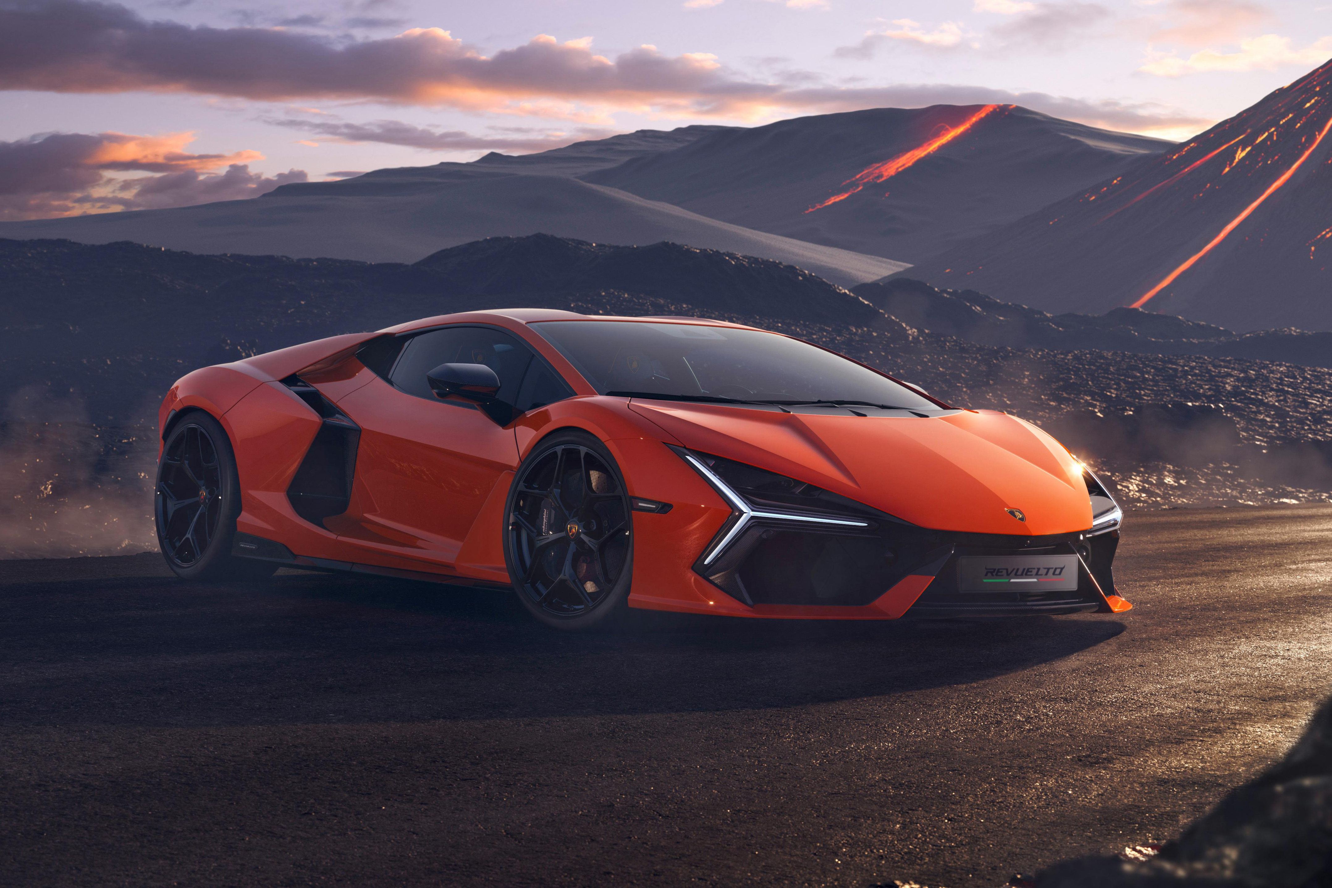 Lamborghini Revuelto
