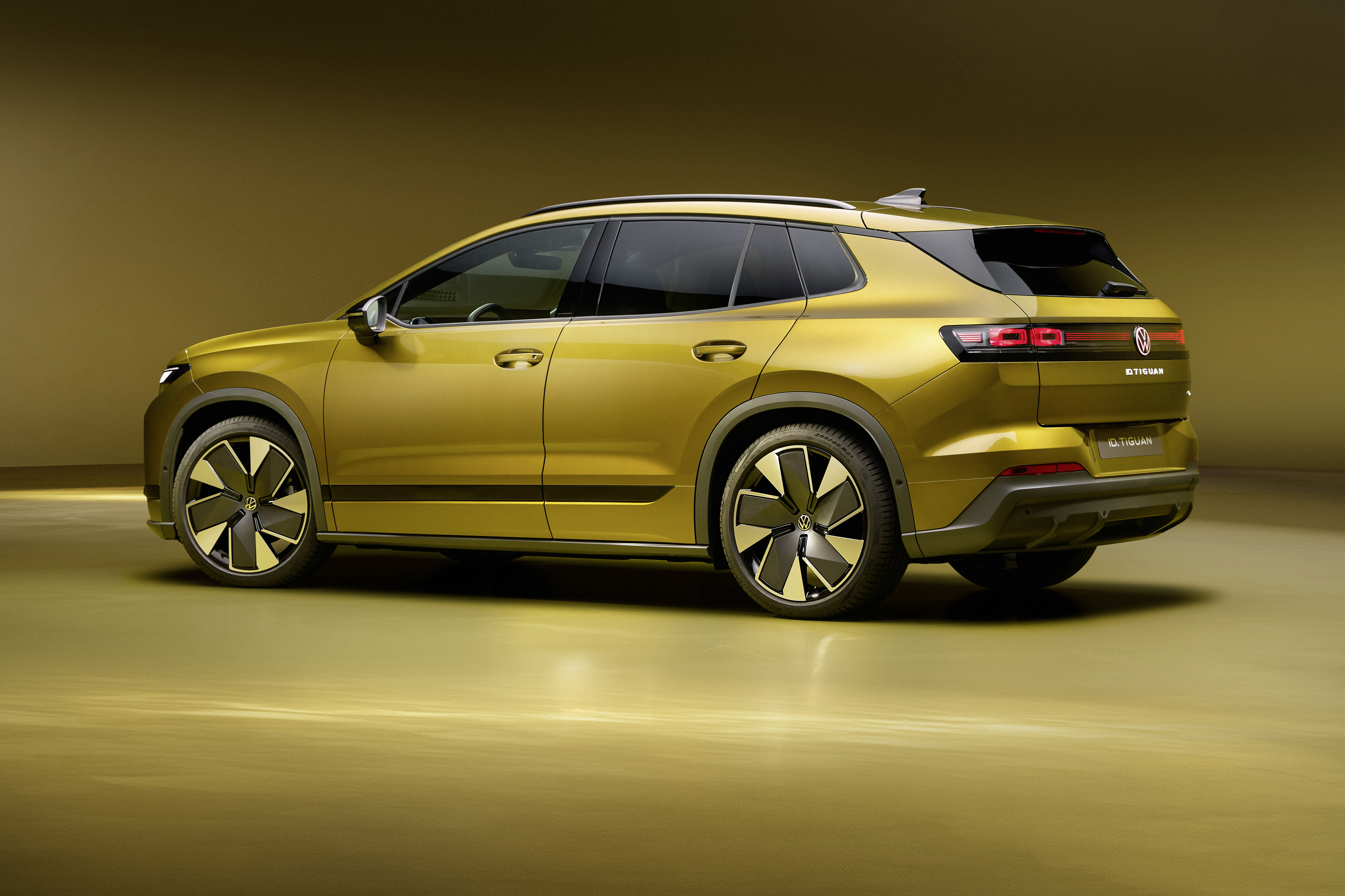 VW ID Tiguan (9)