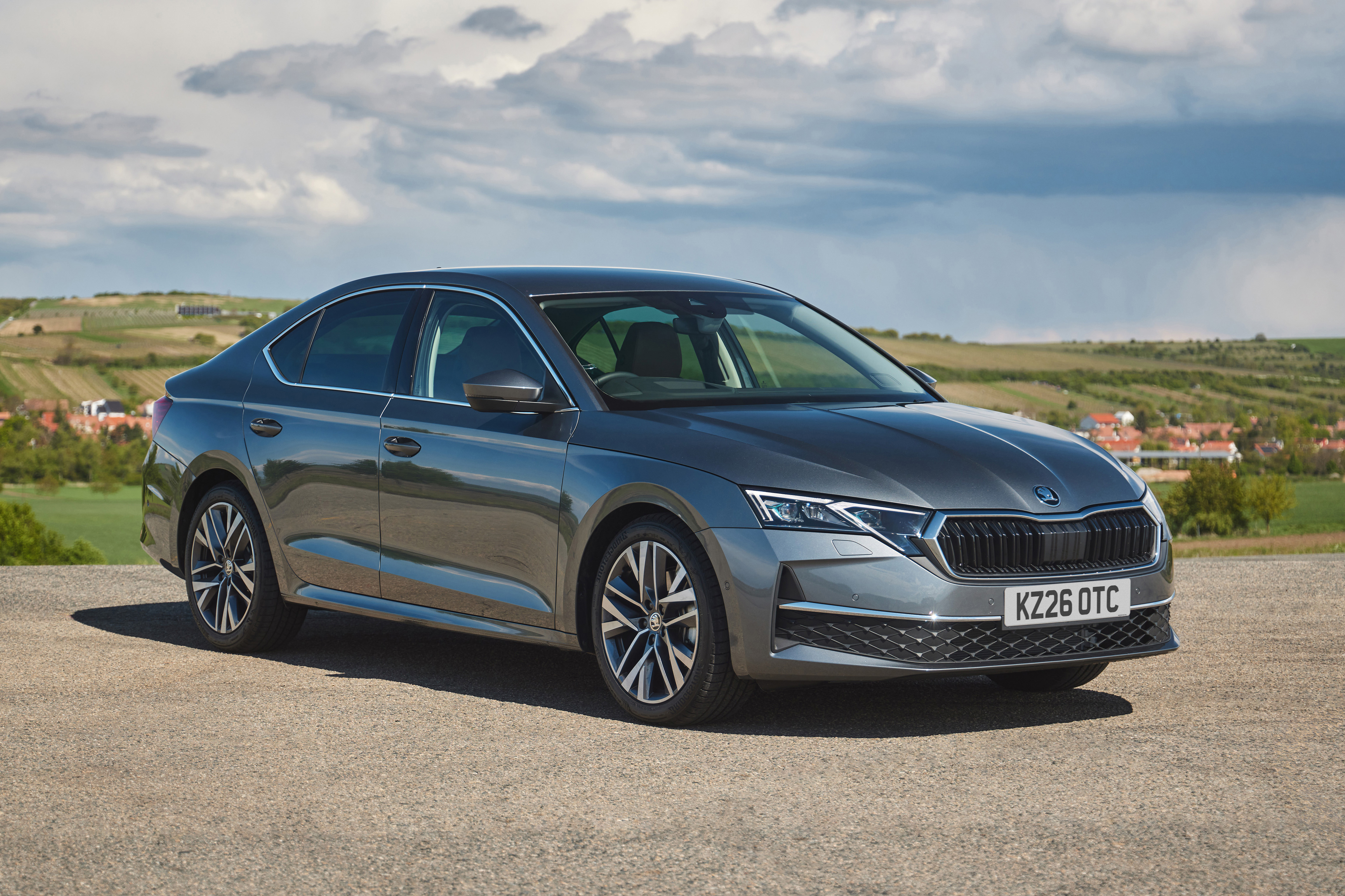 Skoda Octavia SE L.jpg