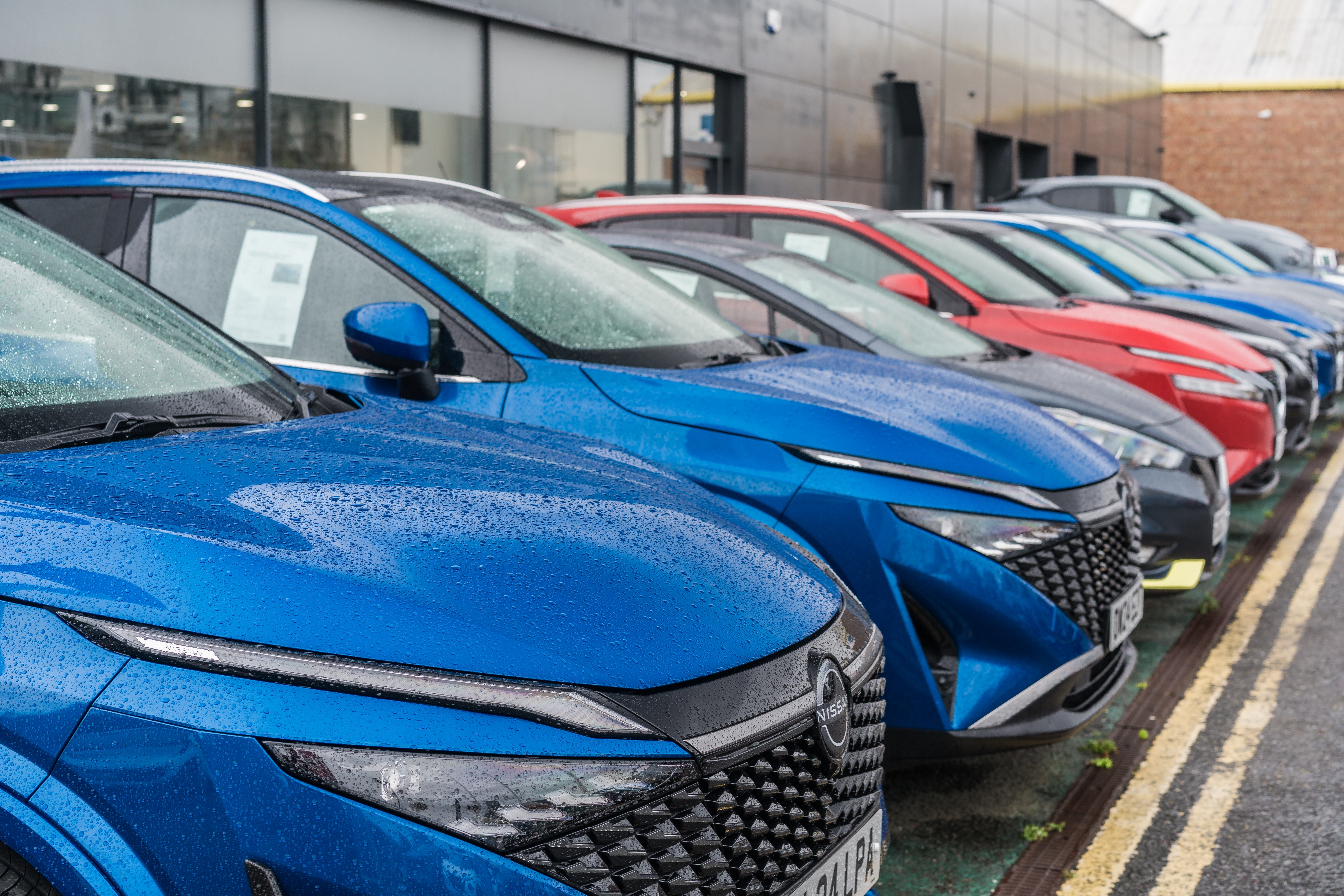 Nissan Dealer