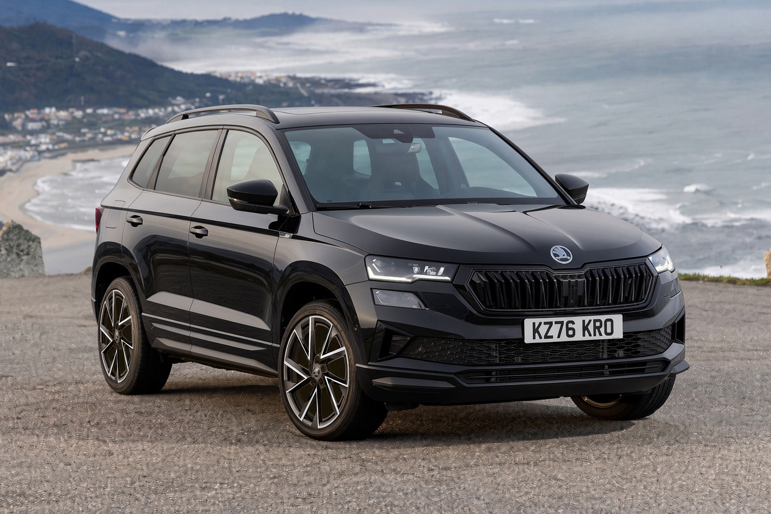 Skoda Karoq Black Edition (1)