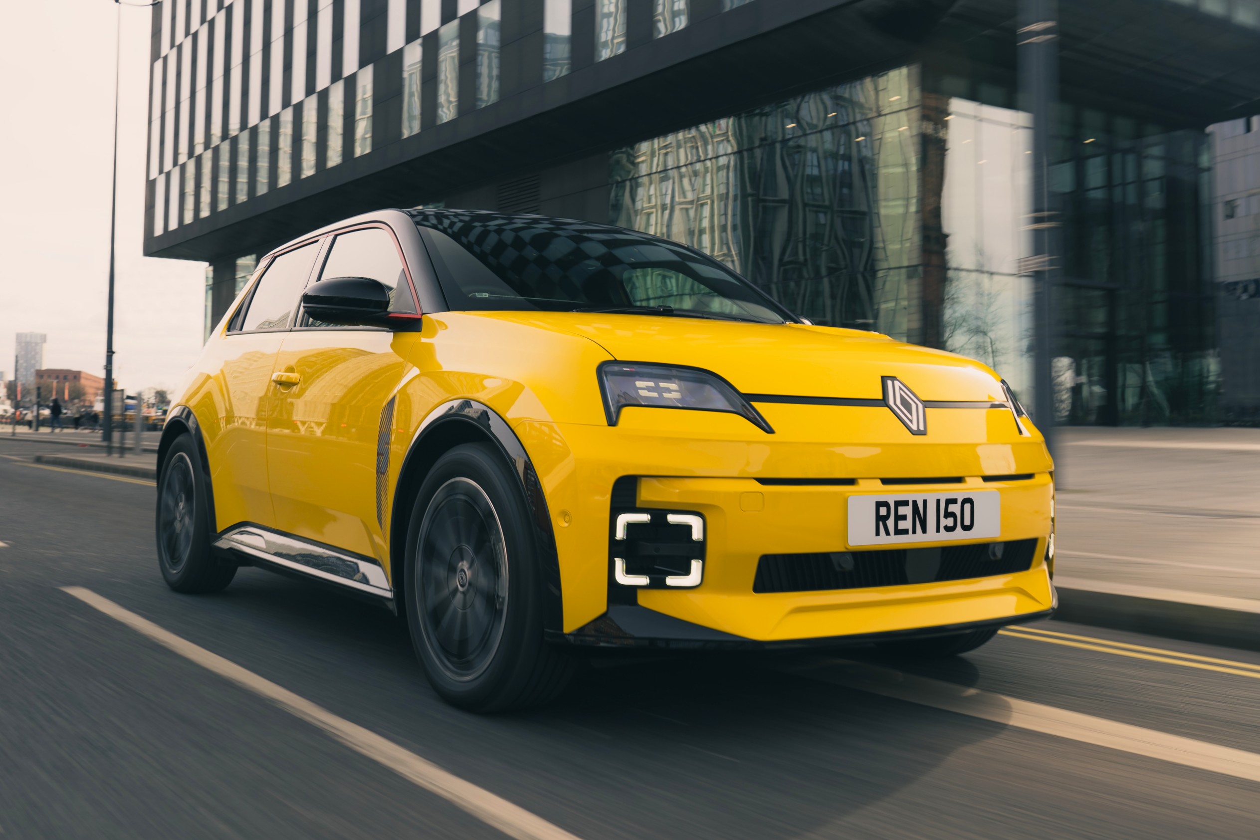 Renault 5 e-tech.jpg