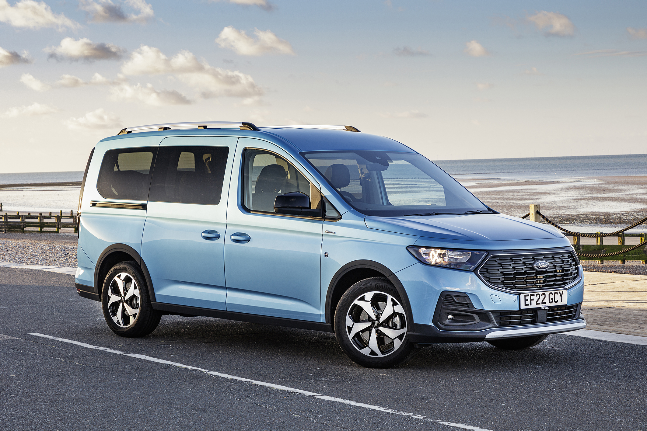 Ford Tourneo Connect.jpg