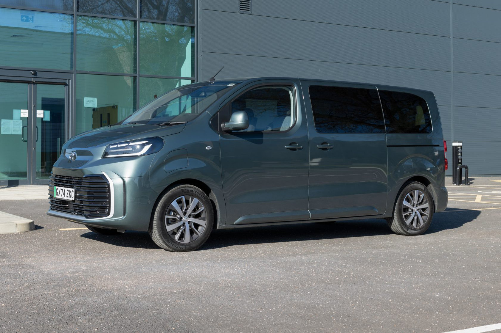Toyota Proace Verso.jpg
