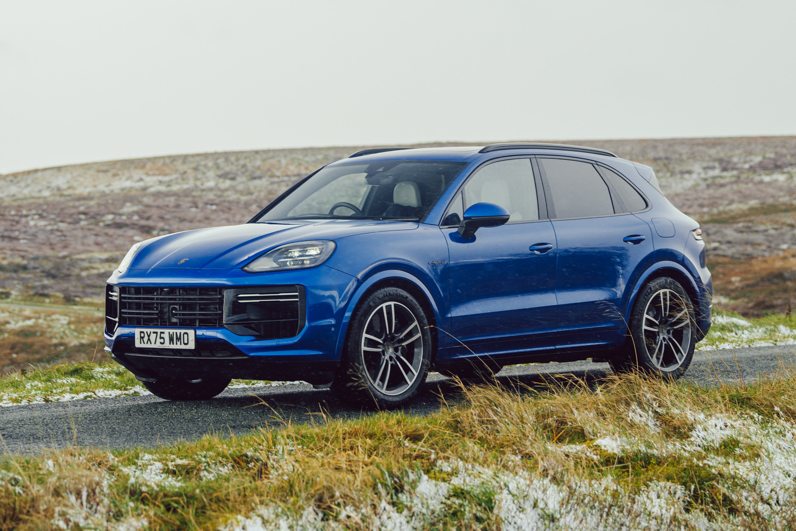 Porsche Cayenne.jpg